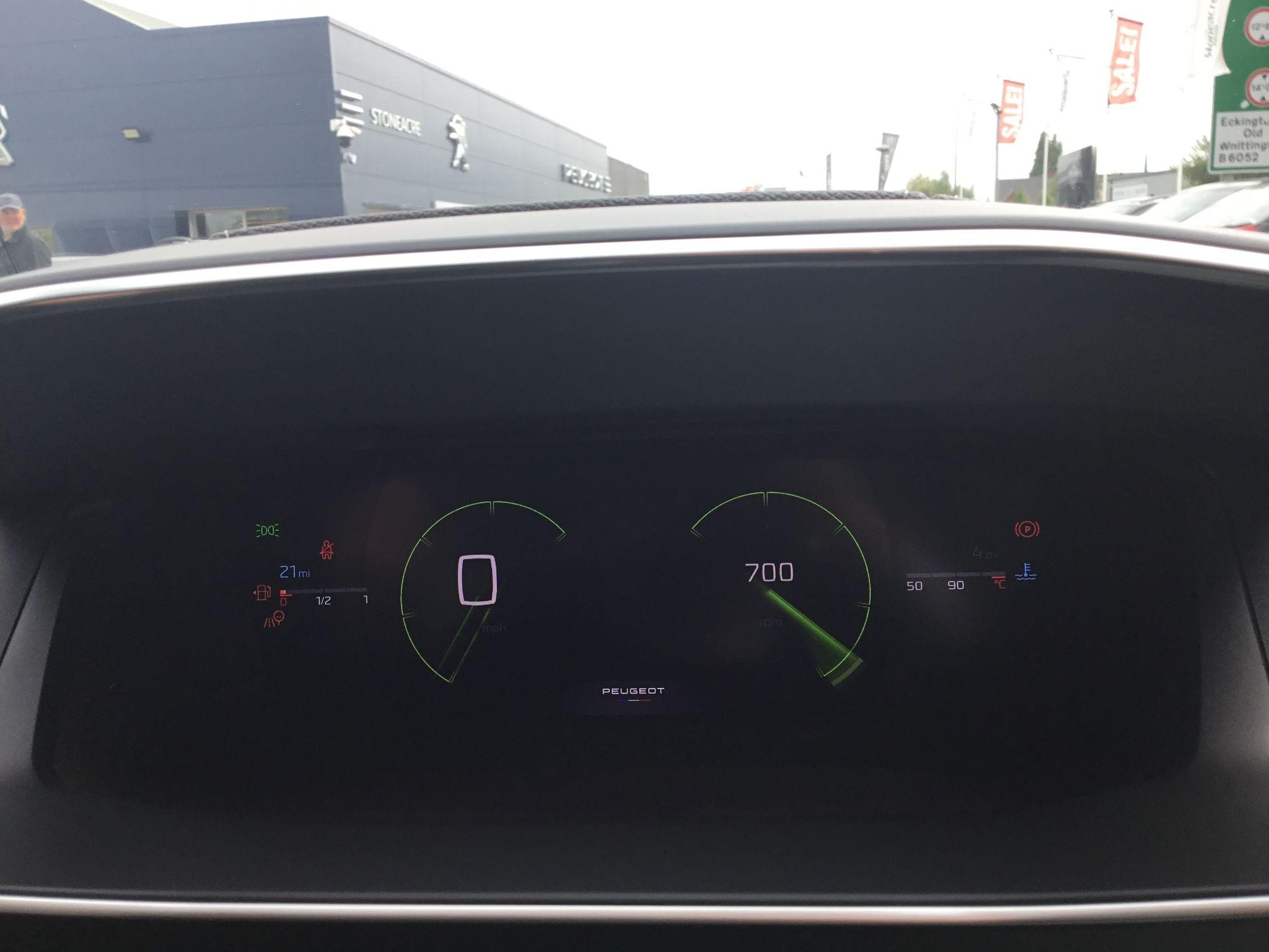 Peugeot 208 Image 26