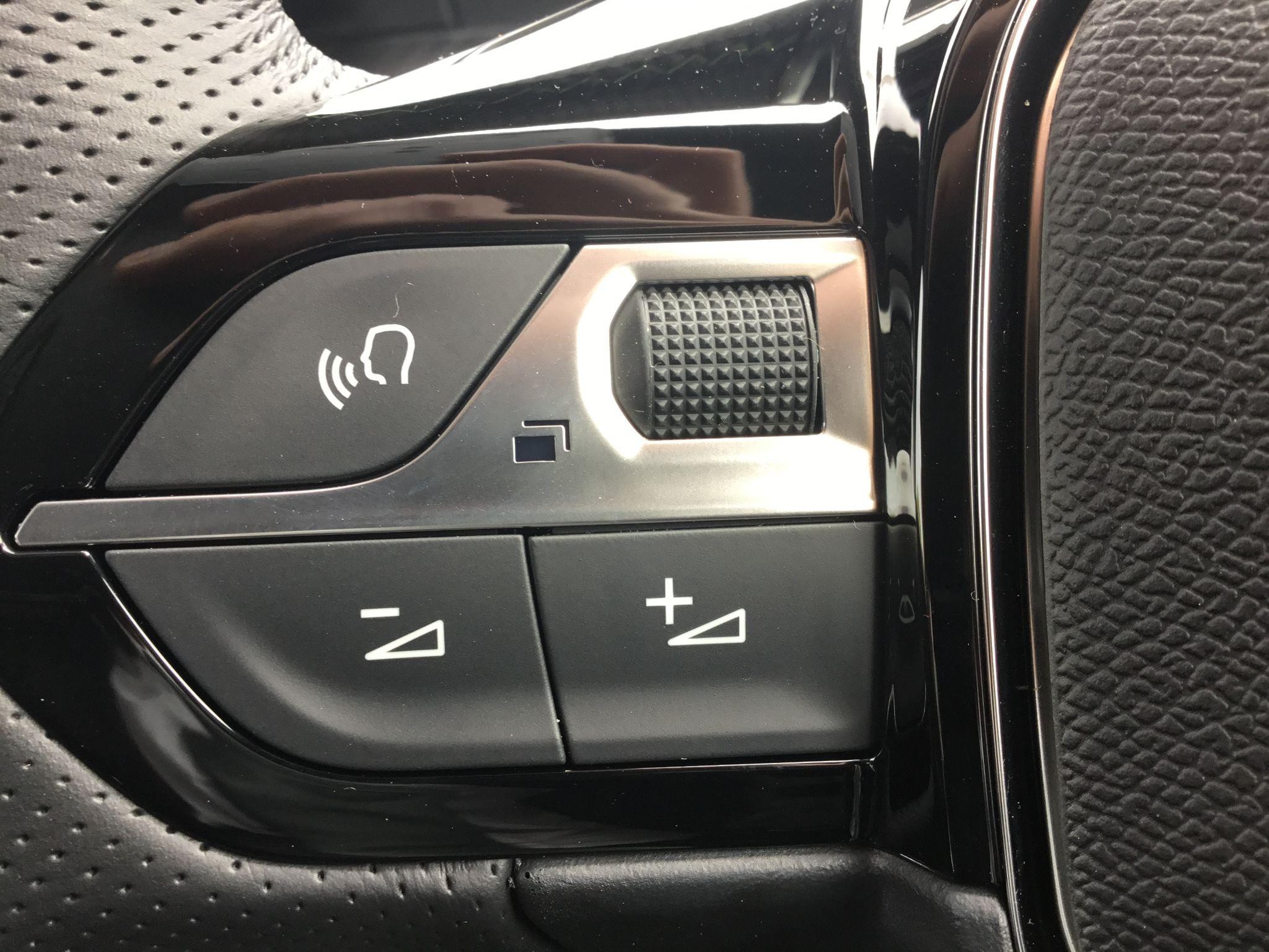 Peugeot 208 Image 19
