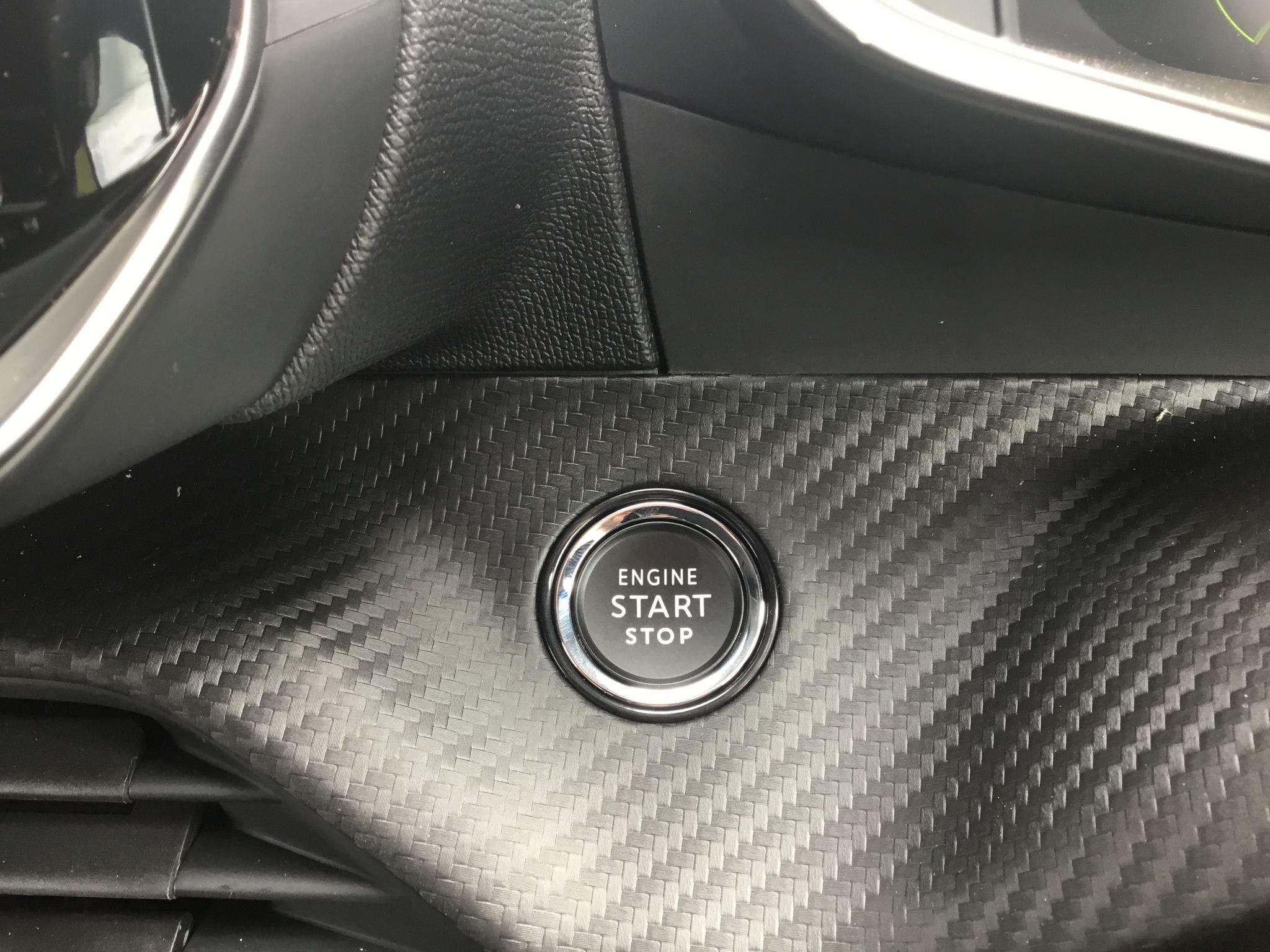 Peugeot 208 Image 21