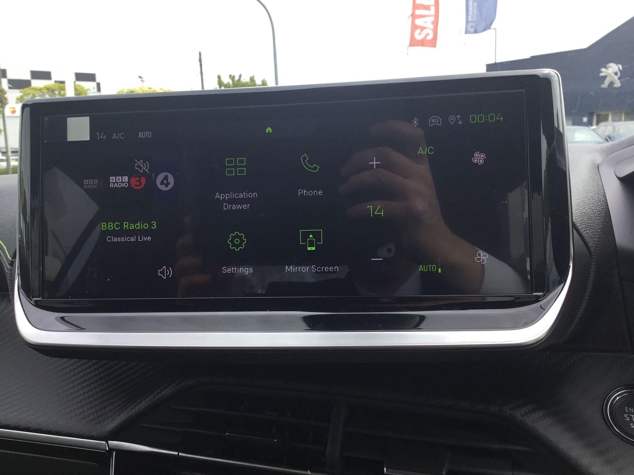 Peugeot 208 Image 31