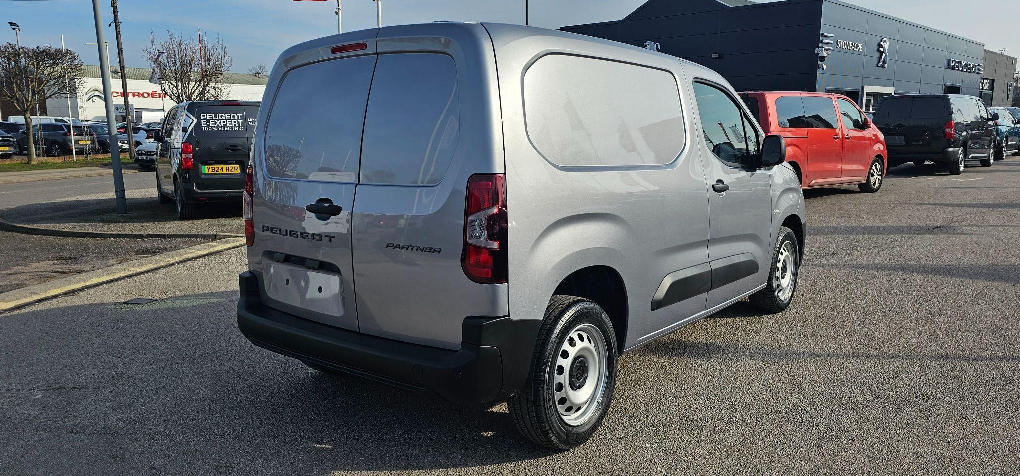 Peugeot Partner Image 3
