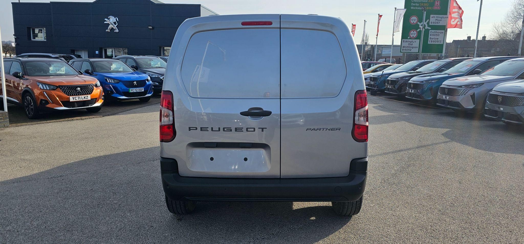 Peugeot Partner Image 4