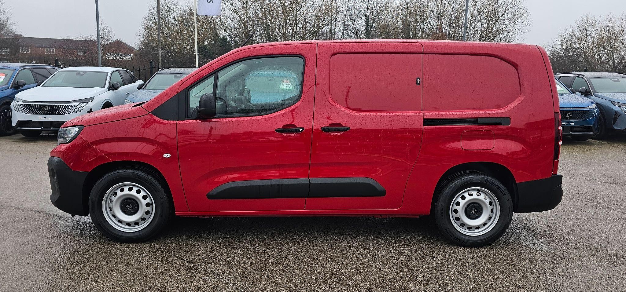 Peugeot e-Partner Image 5