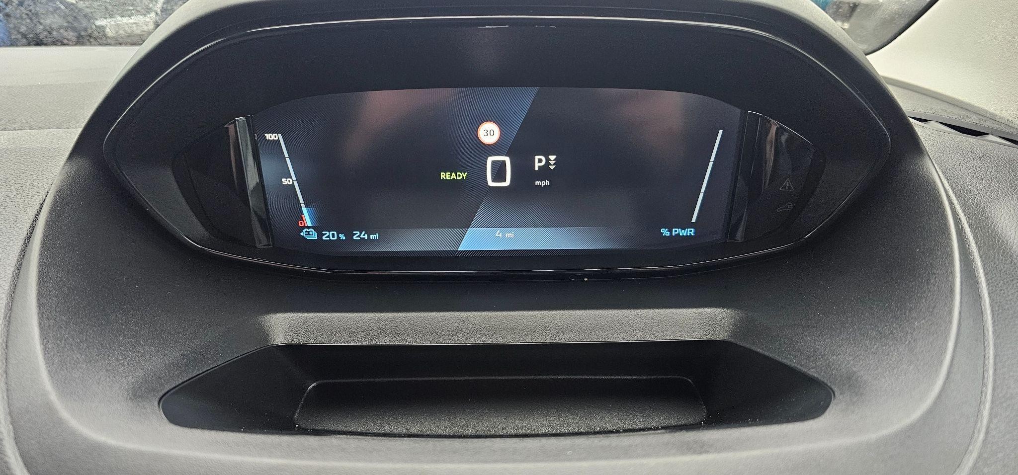 Peugeot e-Partner Image 27