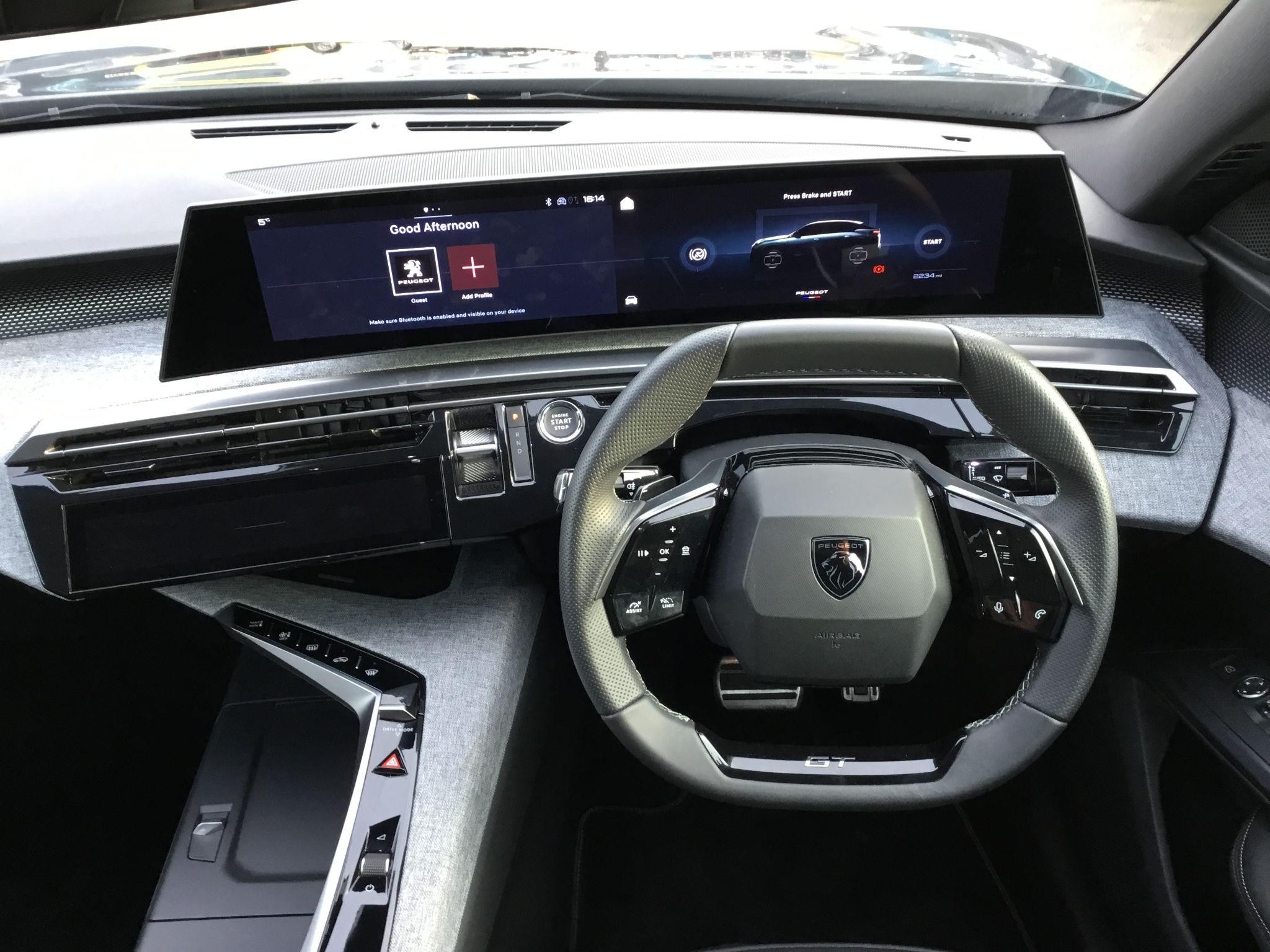 Peugeot E-3008 Image 24
