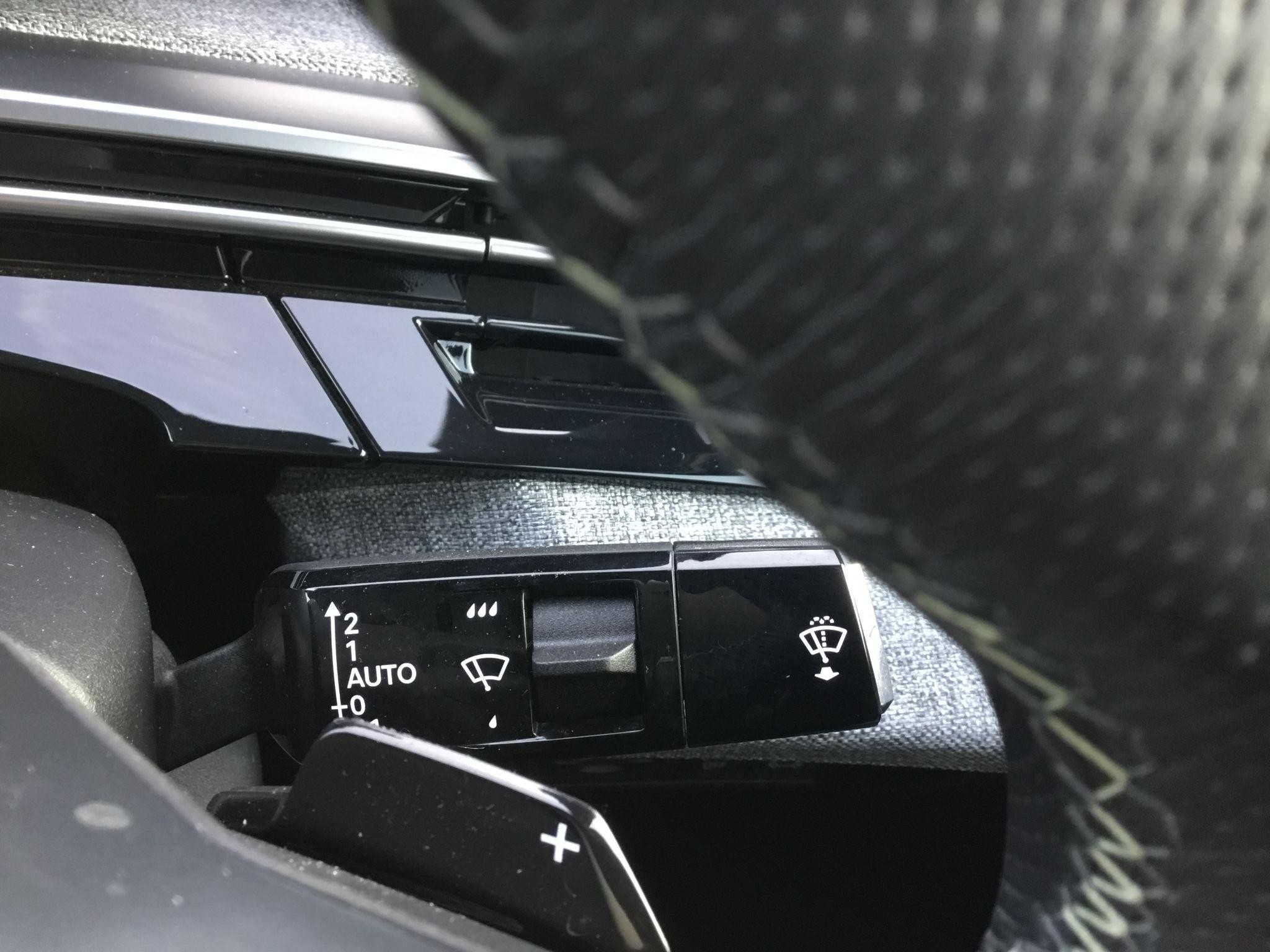 Peugeot E-3008 Image 31
