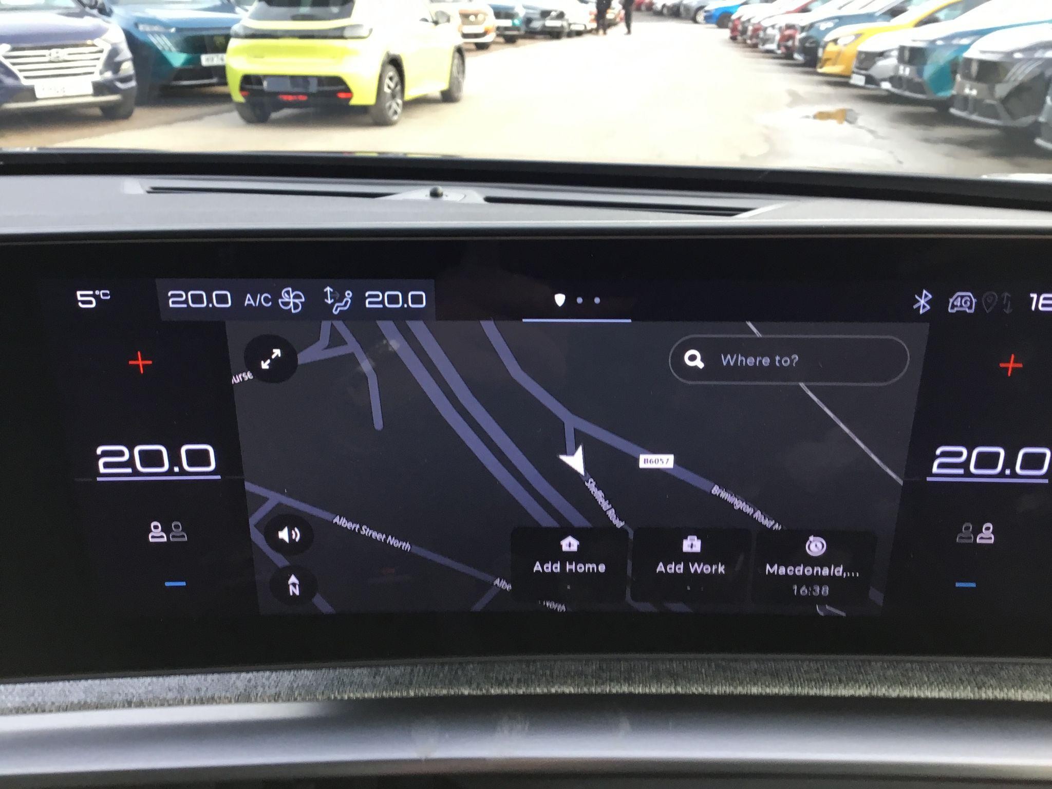 Peugeot E-3008 Image 40