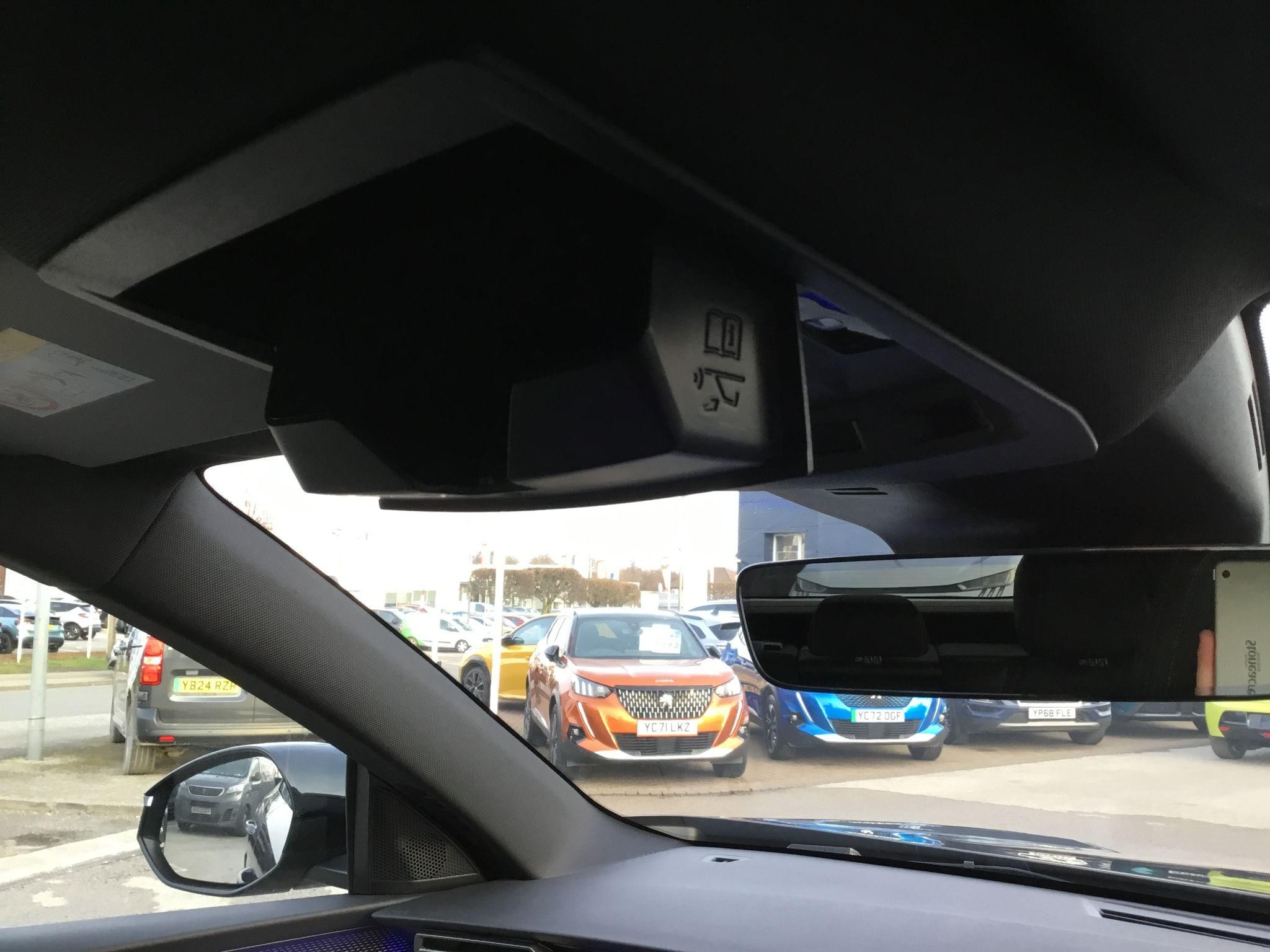 Peugeot E-3008 Image 48