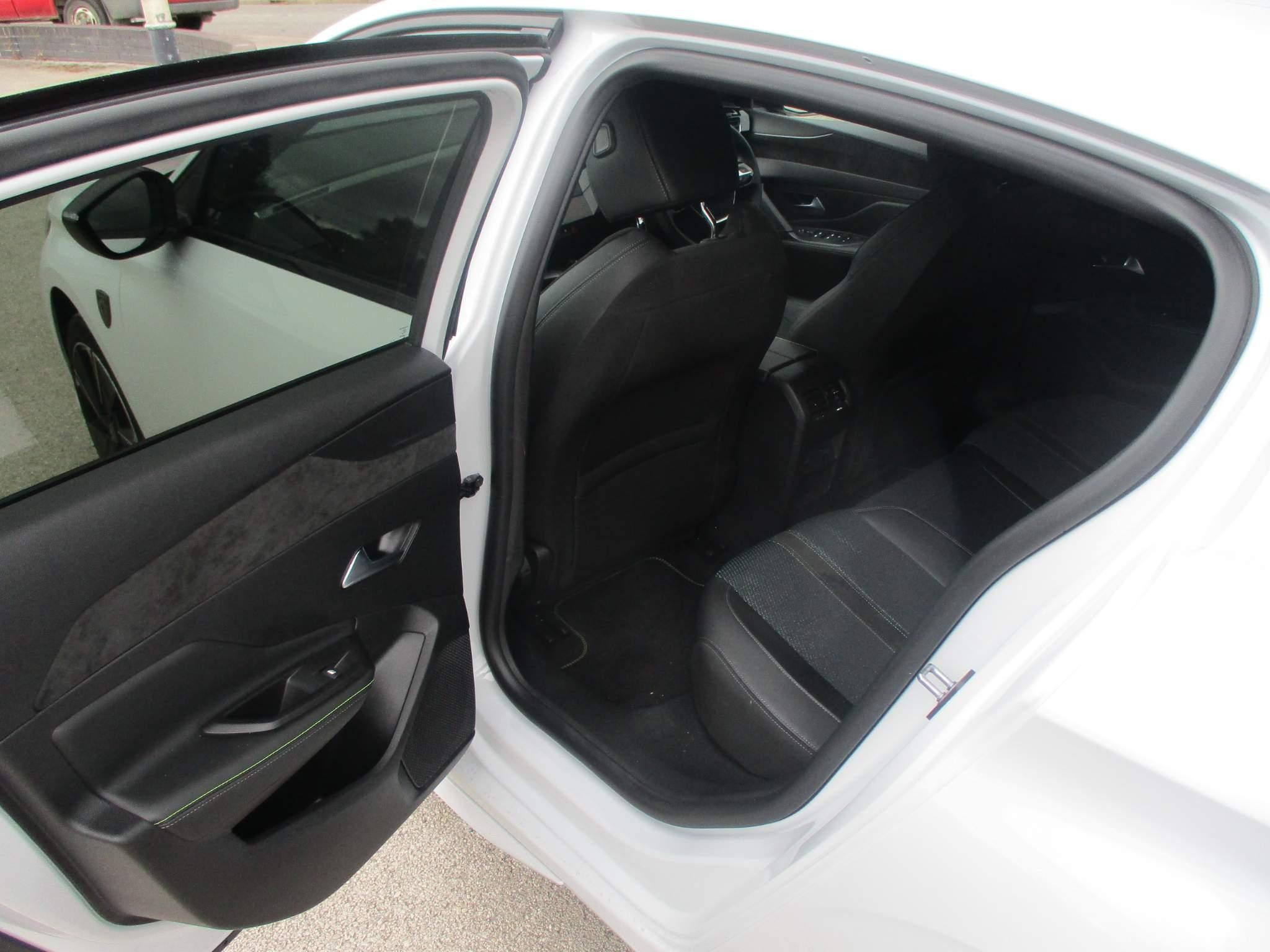Peugeot E-308 Image 13