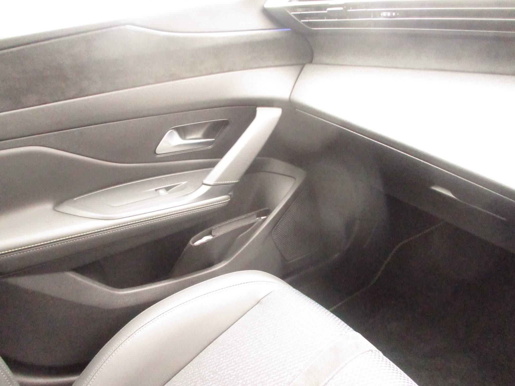 Peugeot E-308 Image 23
