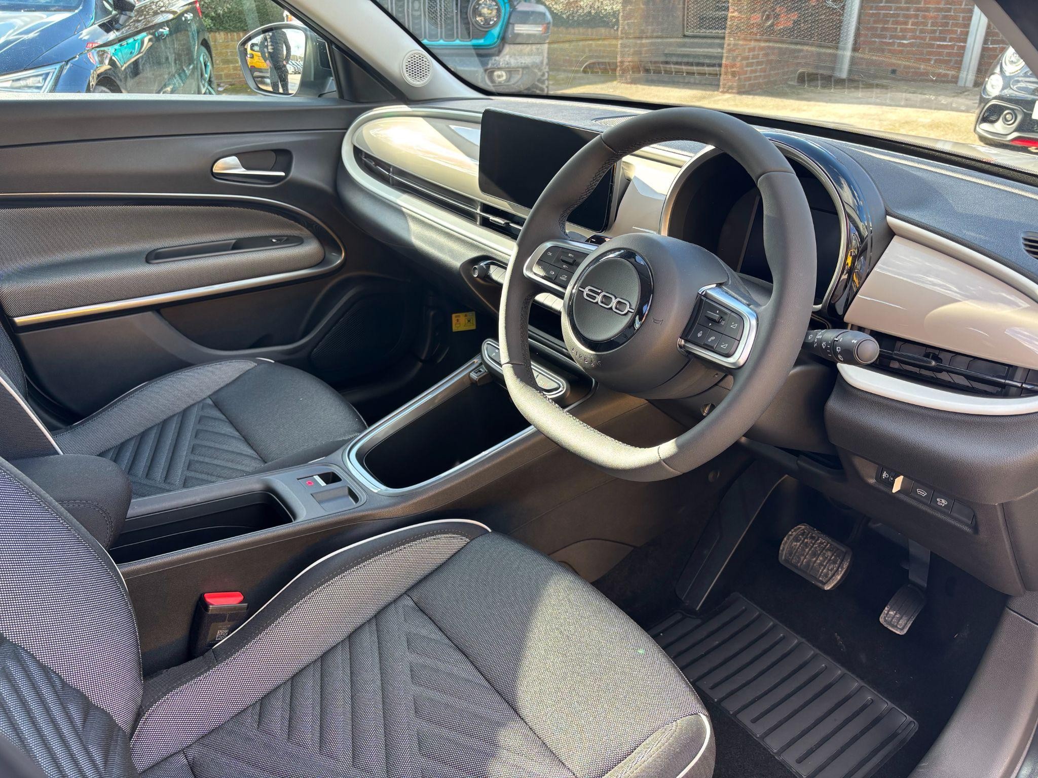 Fiat 600 Image 11