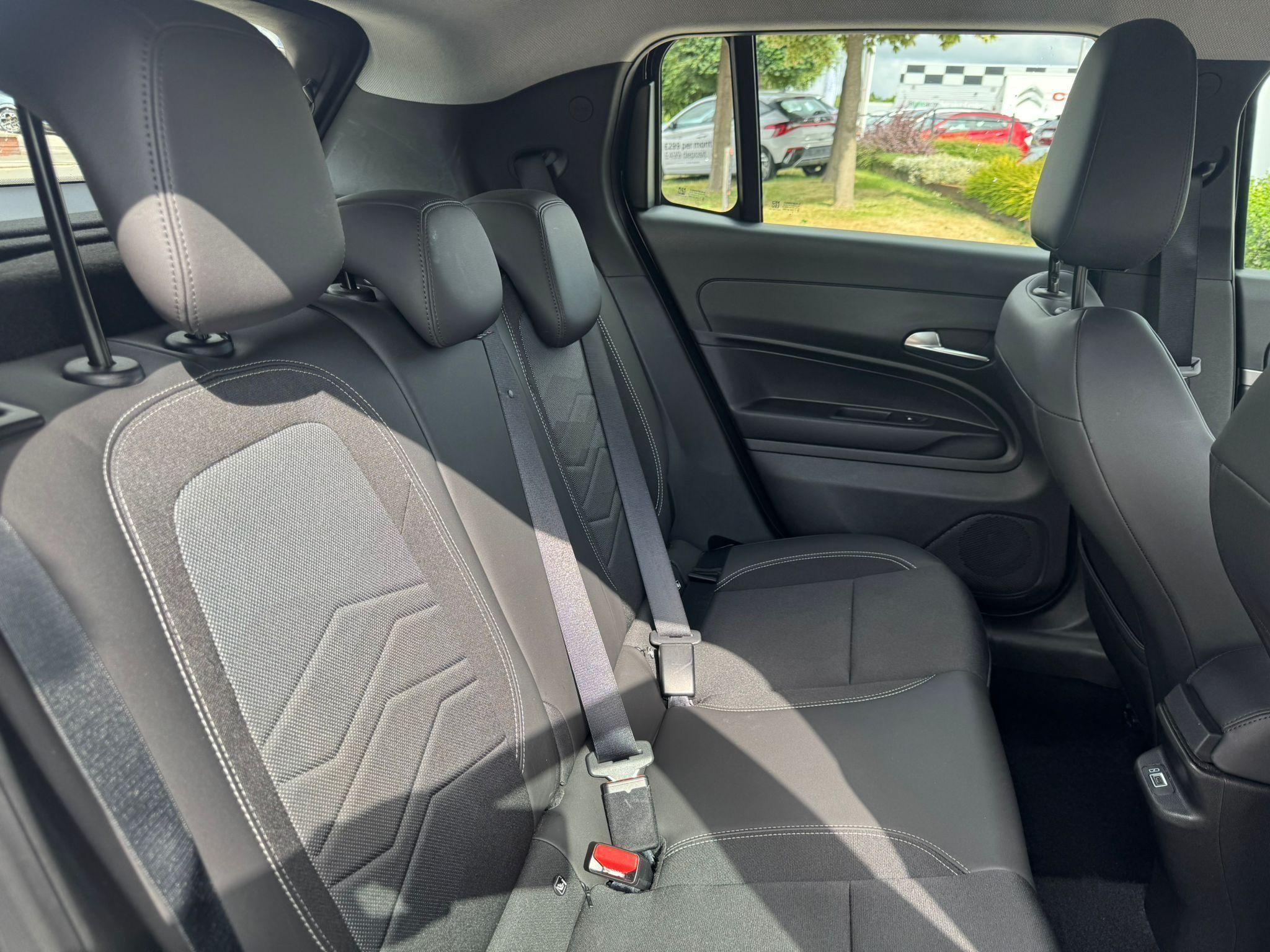 Jeep Avenger Image 17