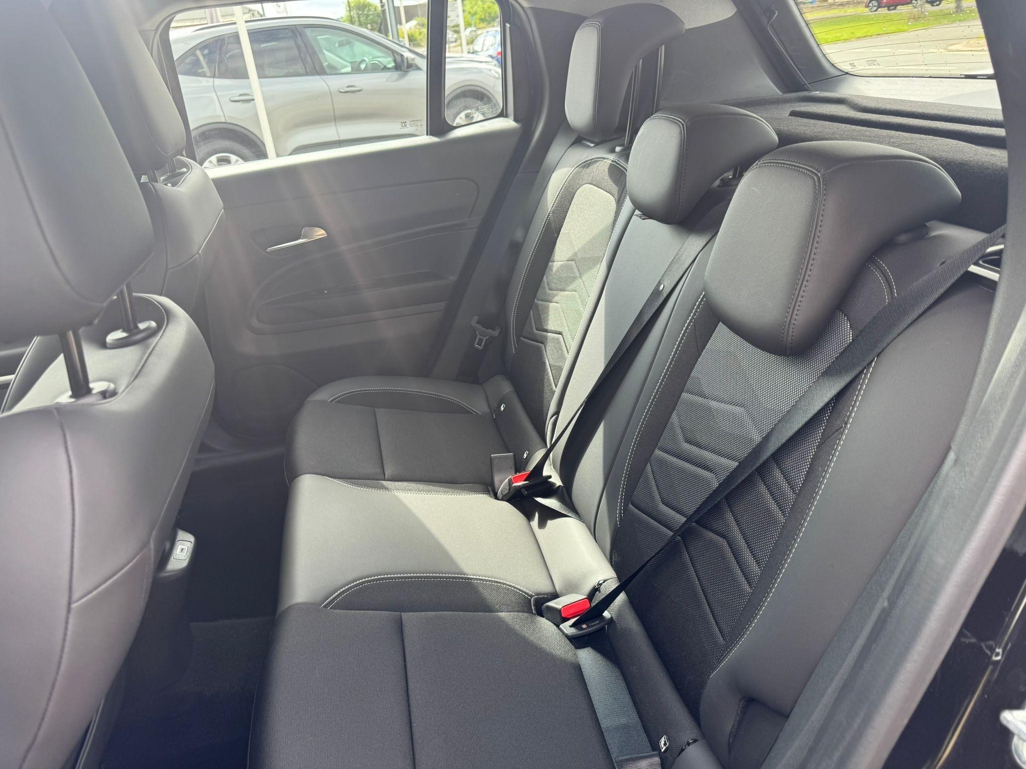 Jeep Avenger Image 18