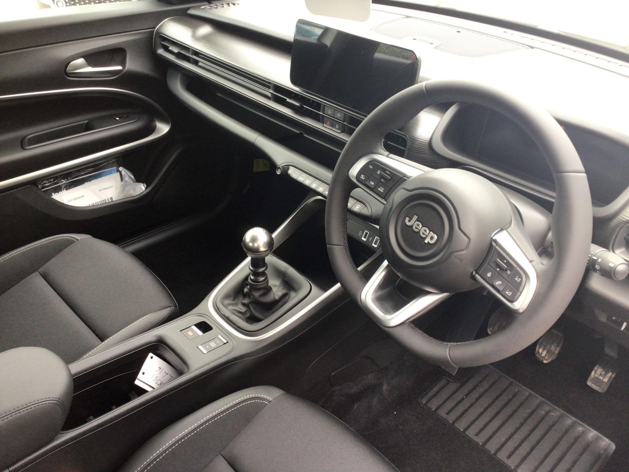 Jeep Avenger Image 13