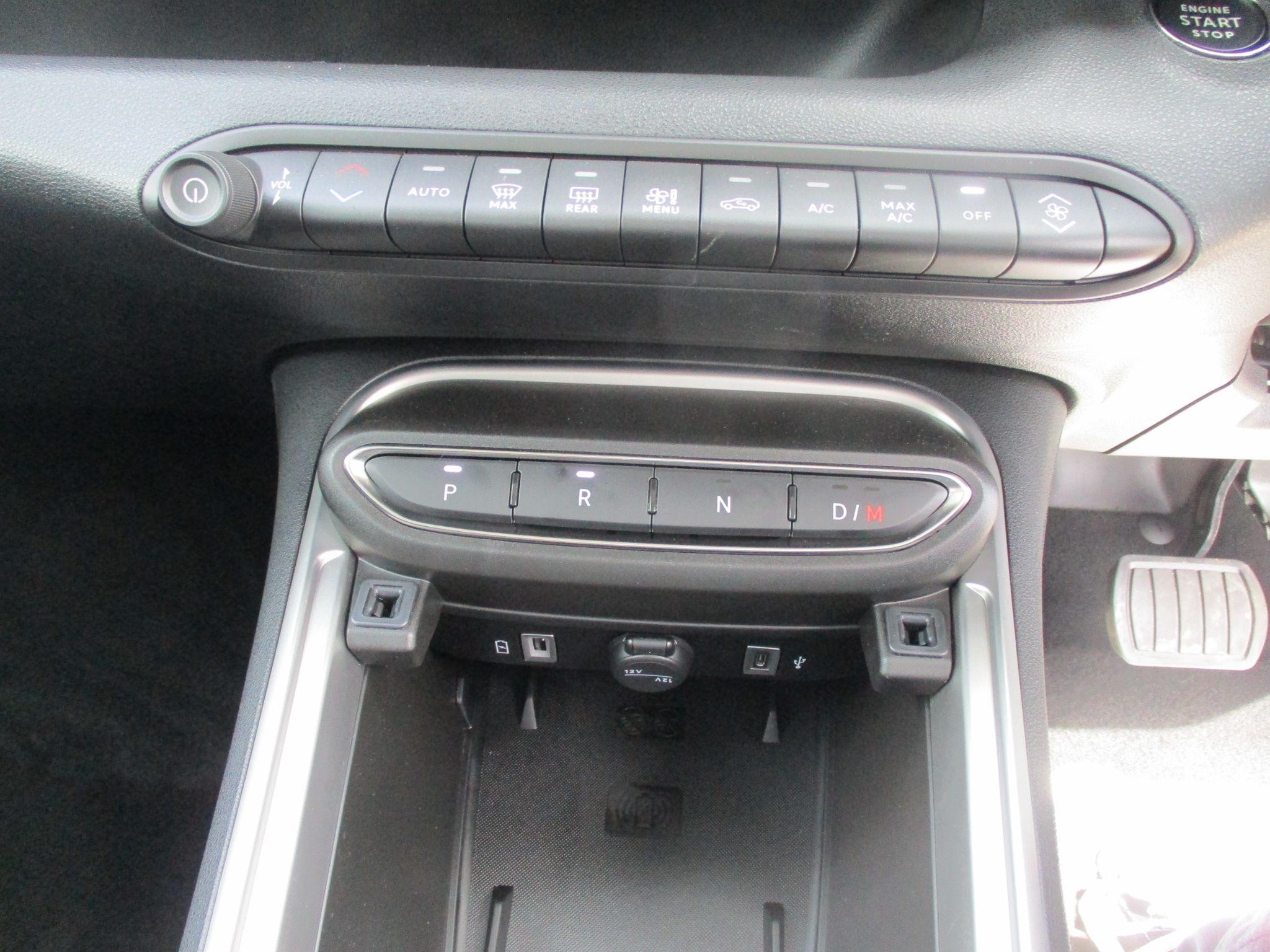 Jeep Avenger Image 34