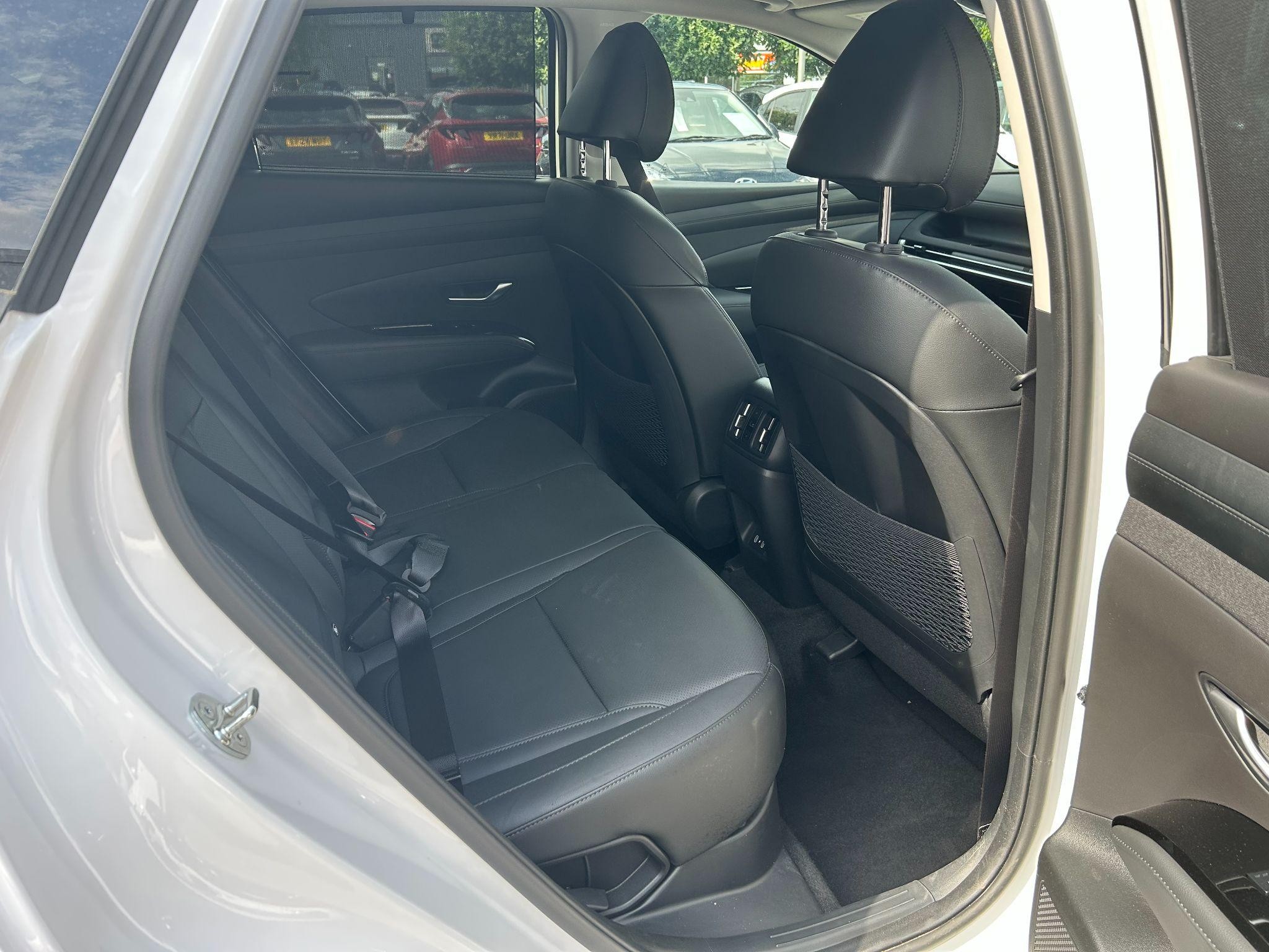 Hyundai TUCSON Image 16