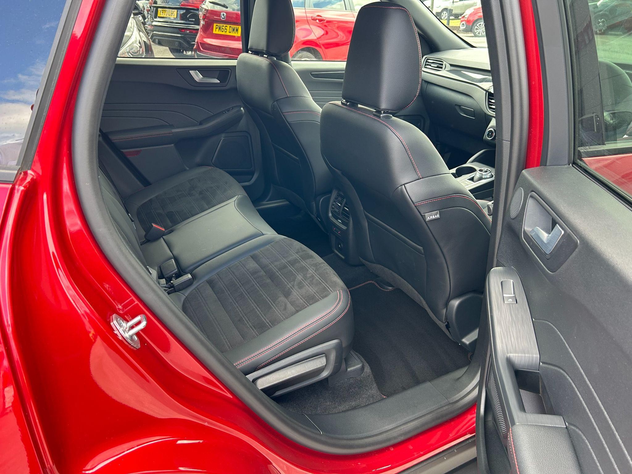 Ford Kuga Image 15
