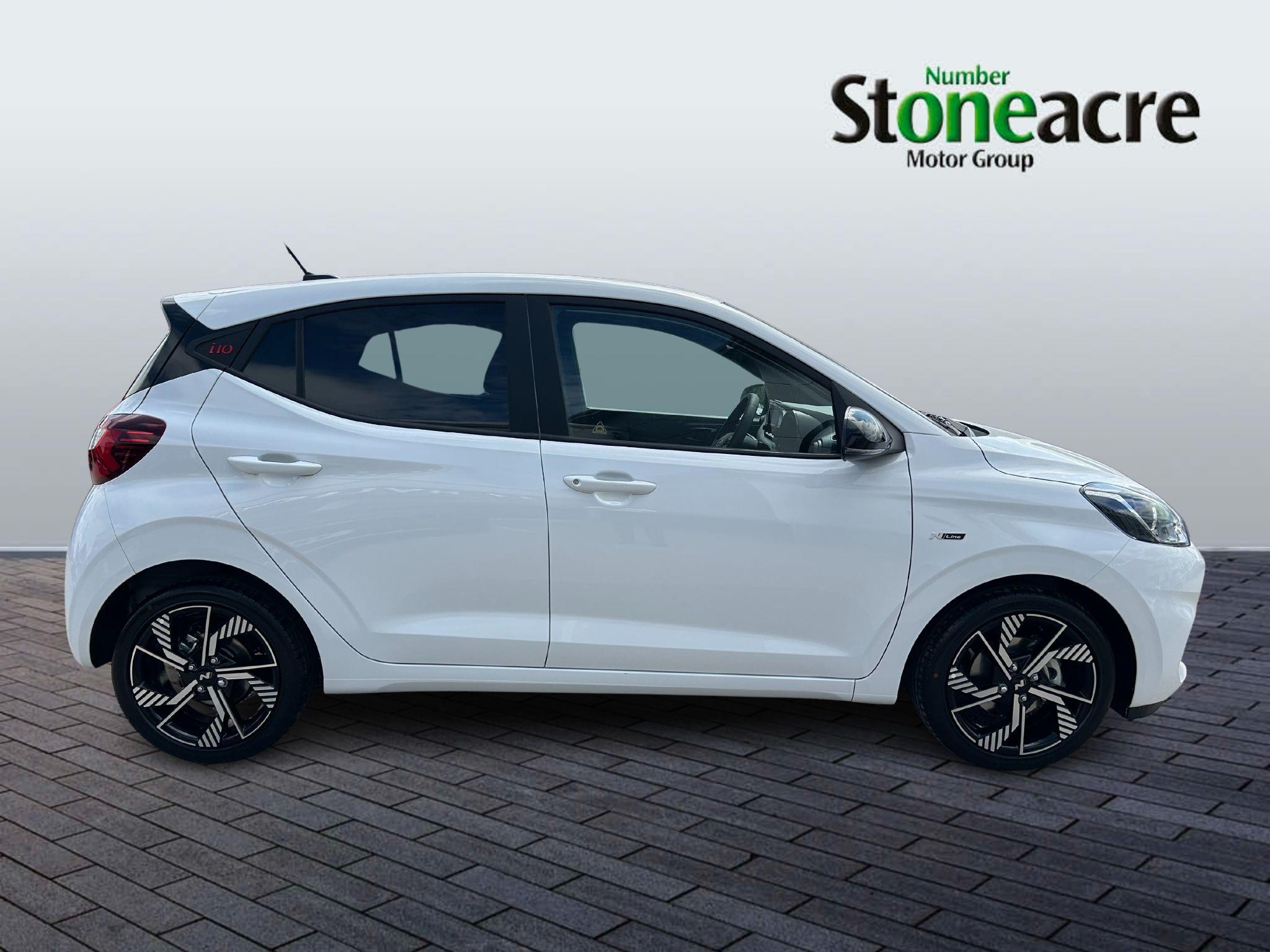 Hyundai i10 Image 8