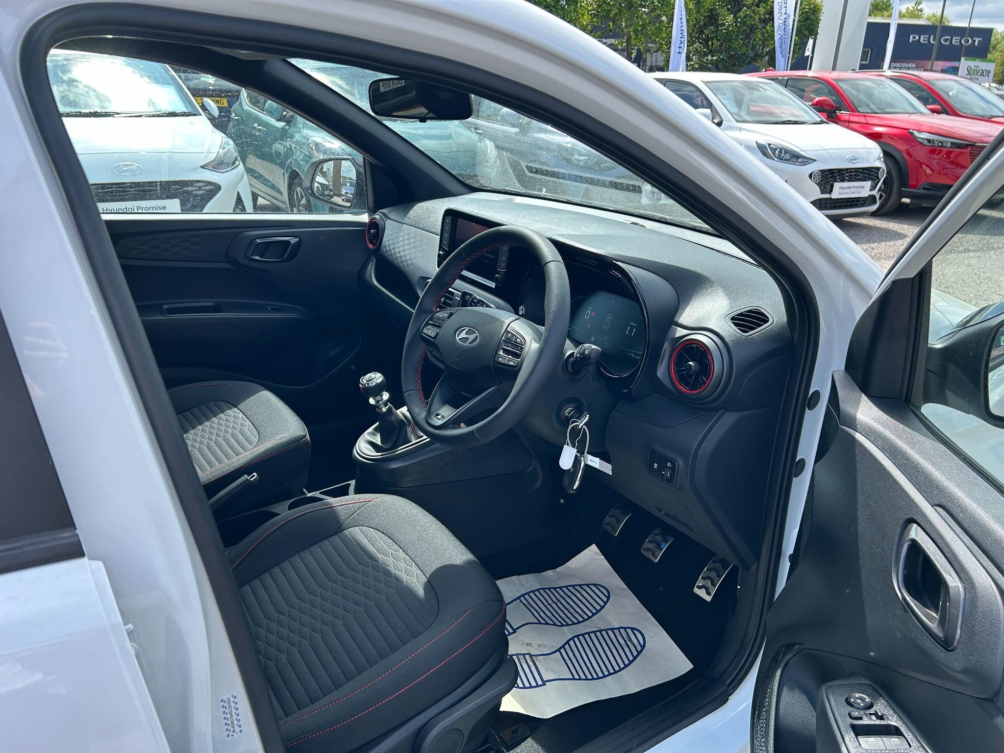 Hyundai i10 Image 11