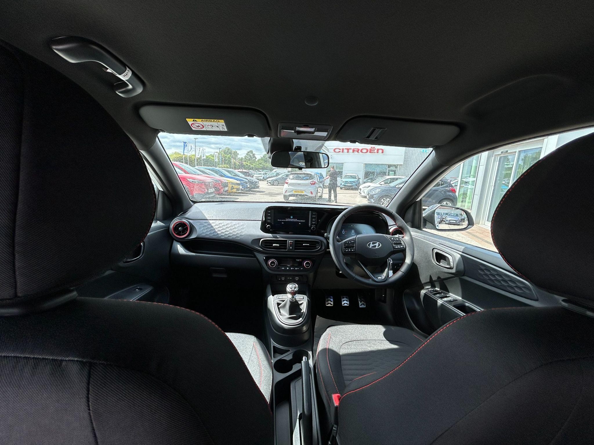 Hyundai i10 Image 13