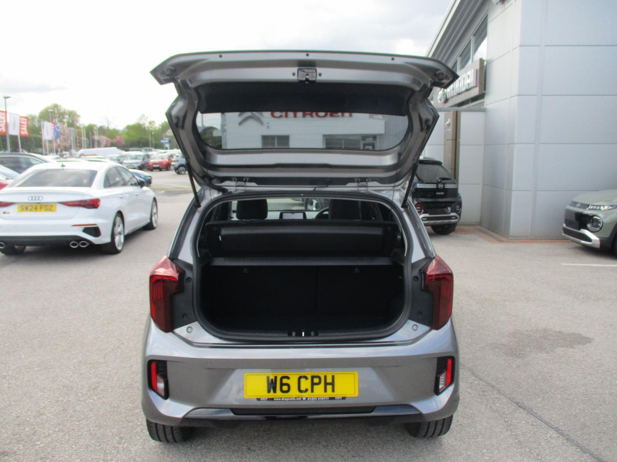 Kia Picanto Image 10