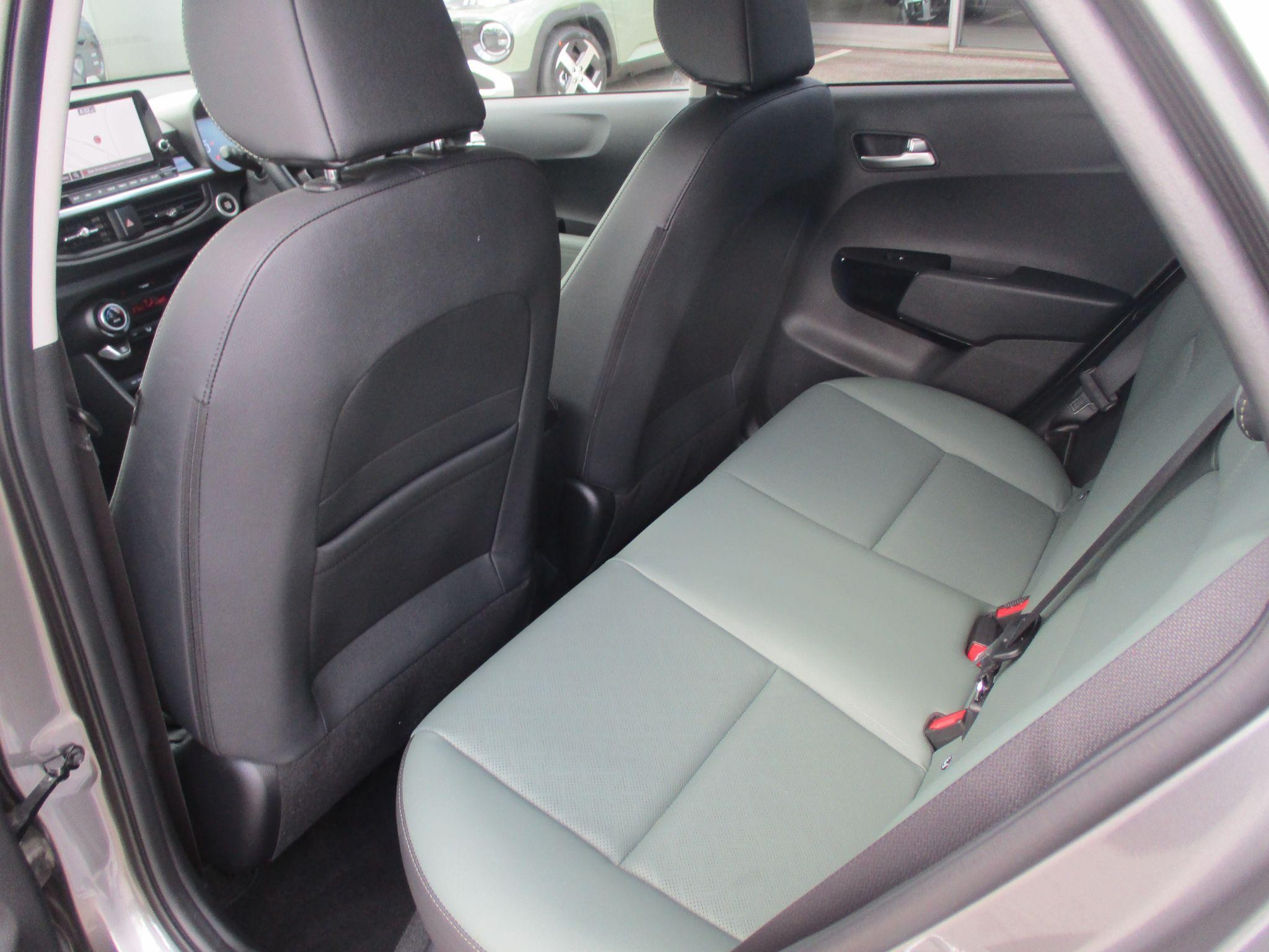 Kia Picanto Image 18