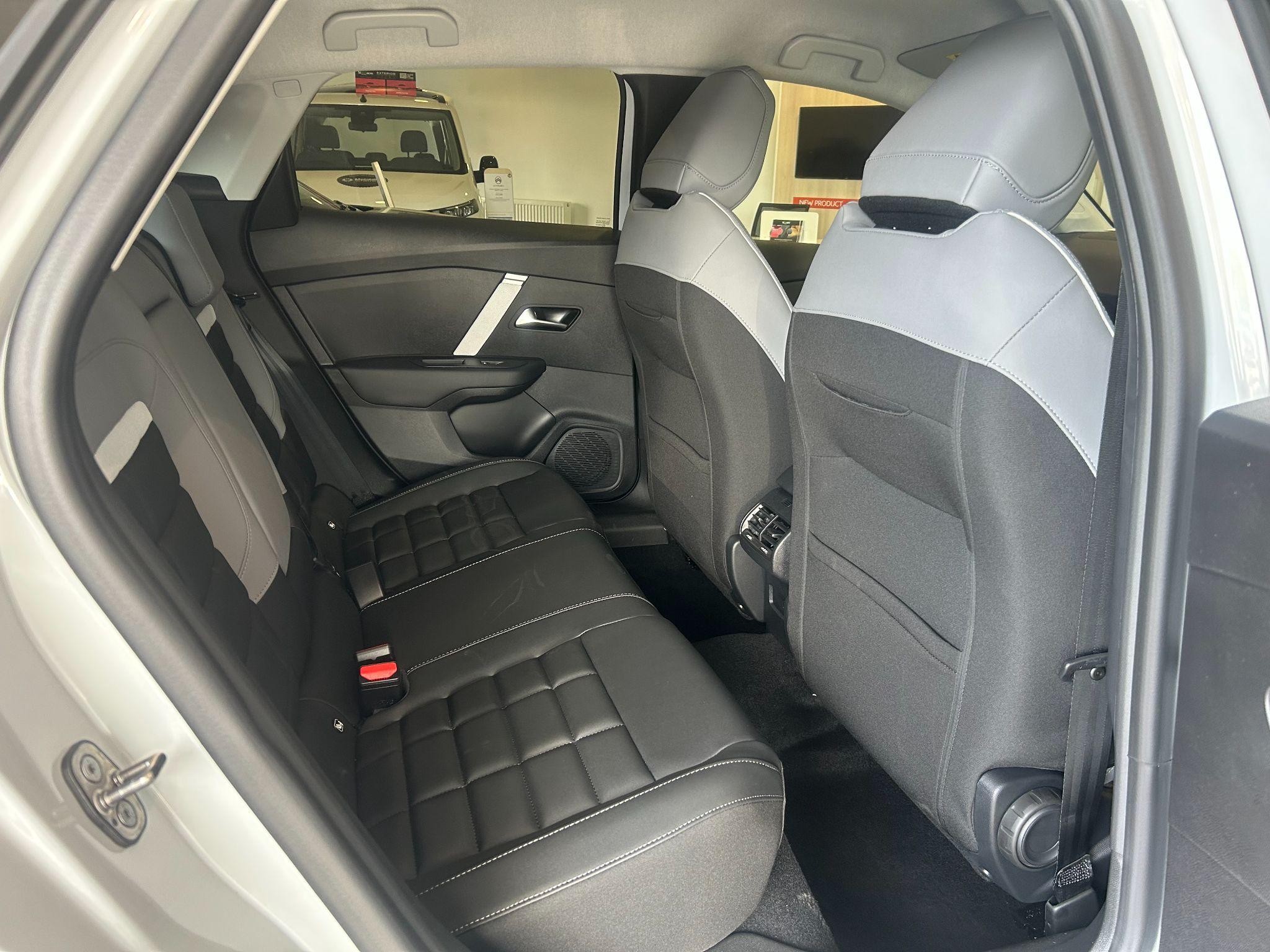 Citroen e-C4 Image 7