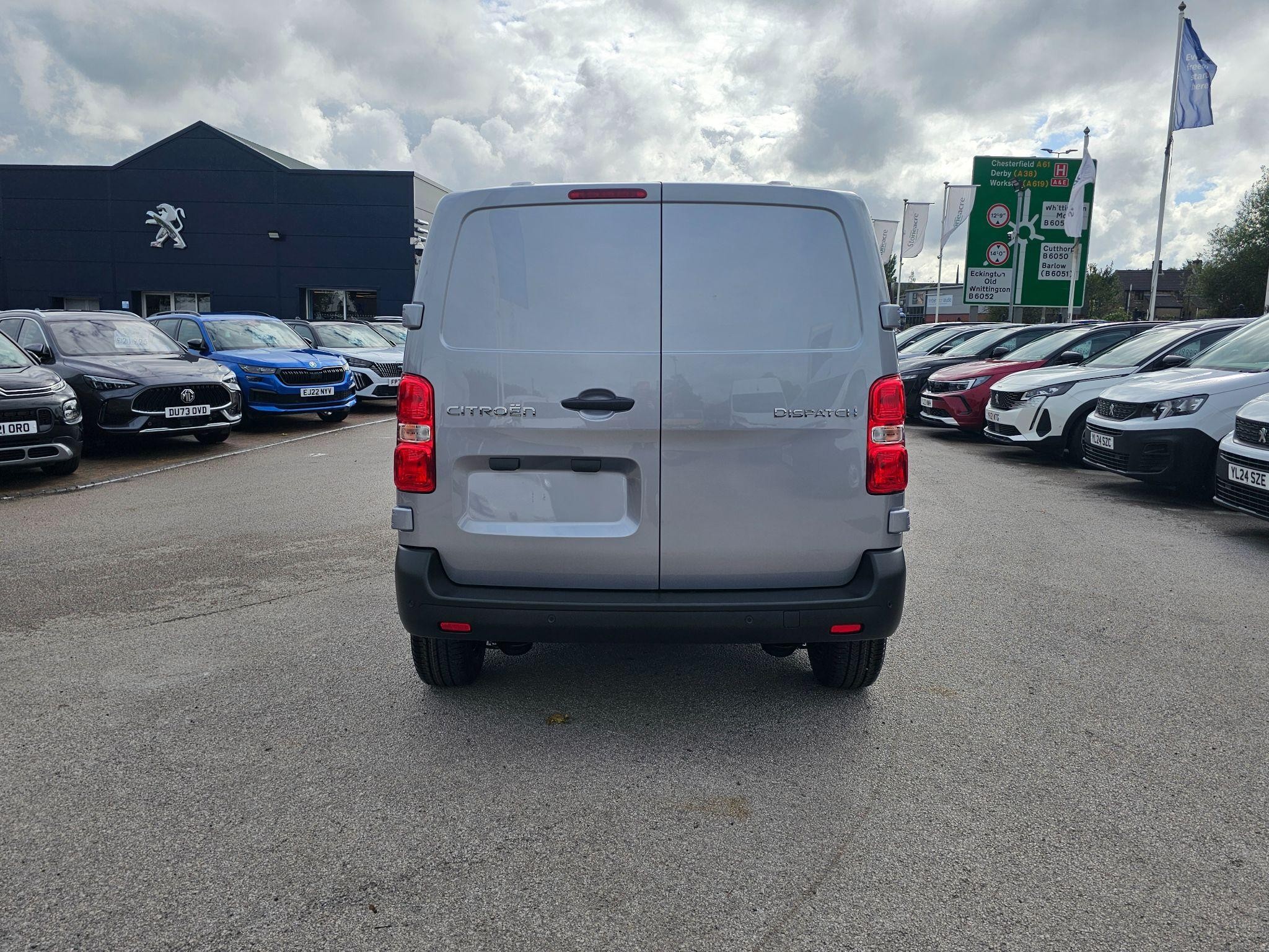 Citroen Dispatch Image 4