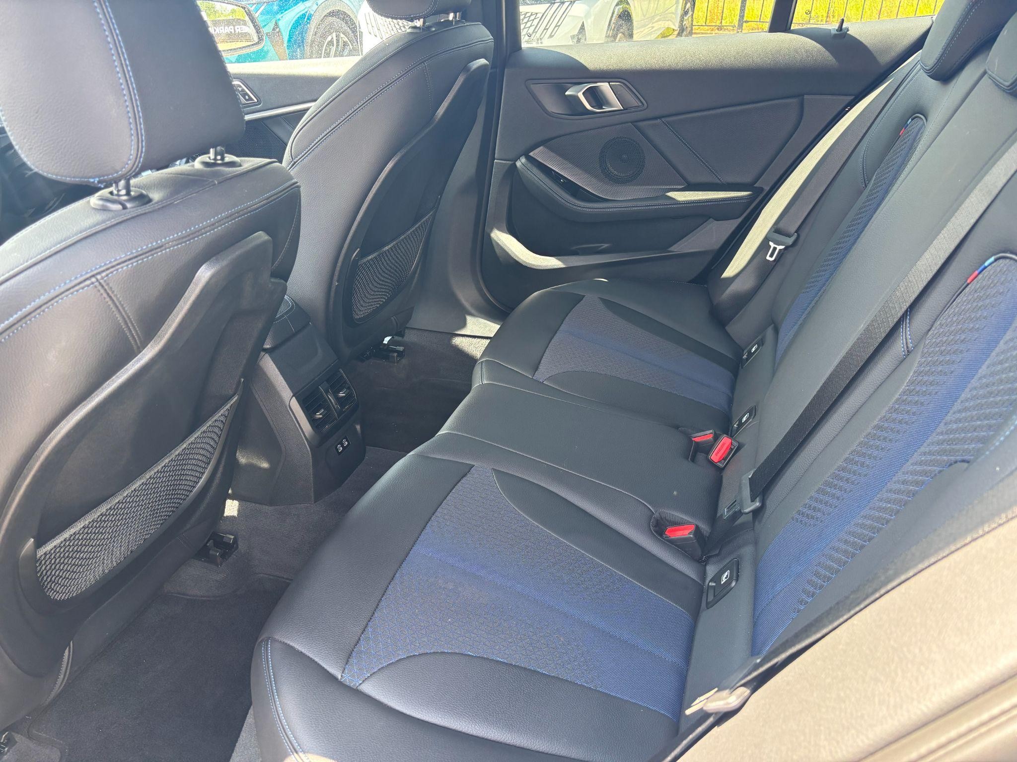 BMW 1 Series Image 12