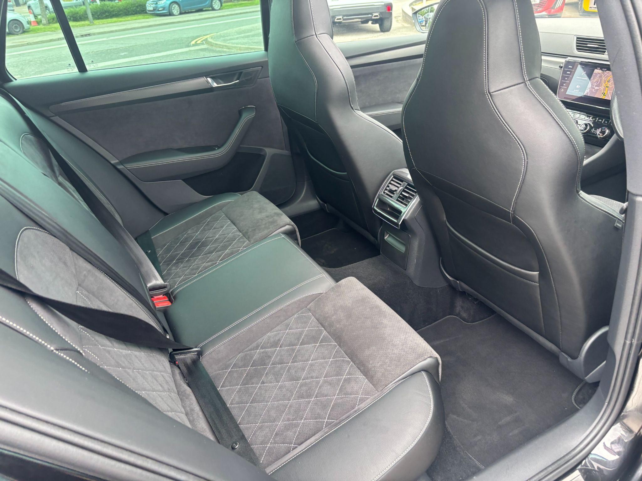 Skoda Superb Image 14