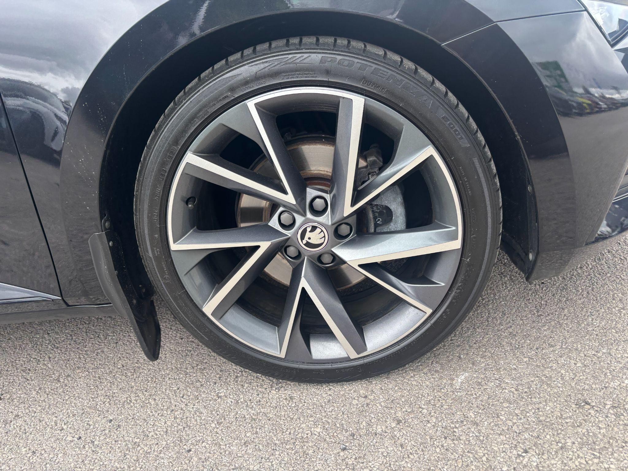 Skoda Superb Image 17