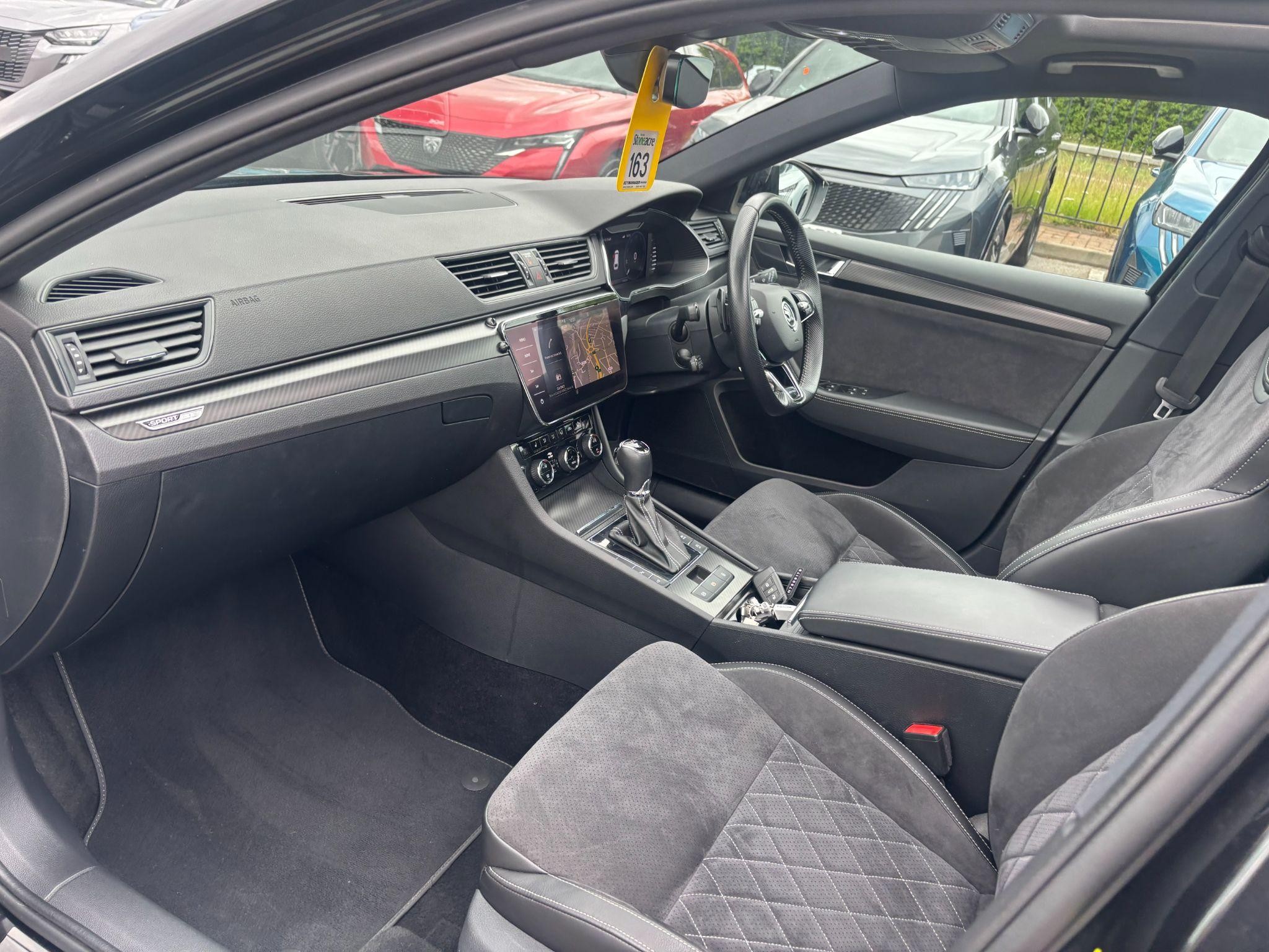 Skoda Superb Image 21