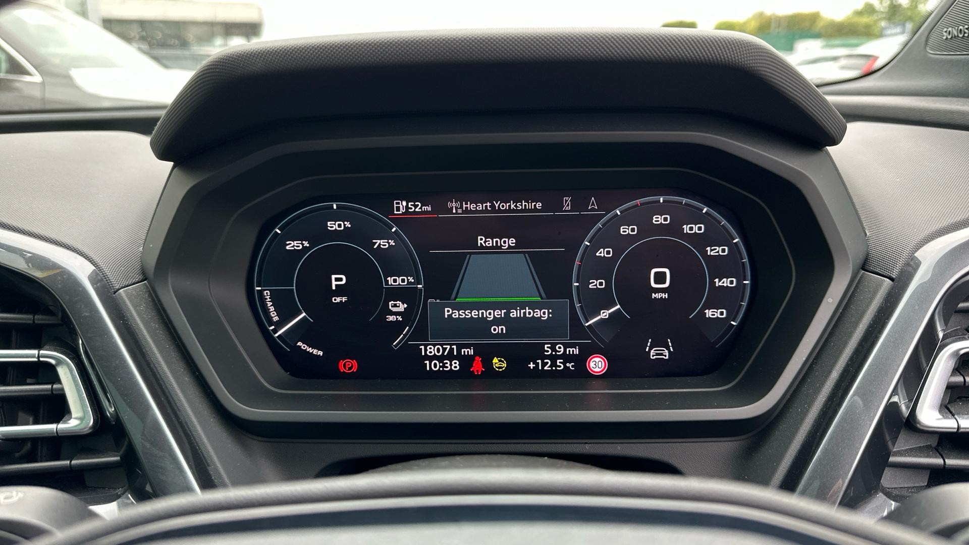 Audi Q4 e-tron Image 11