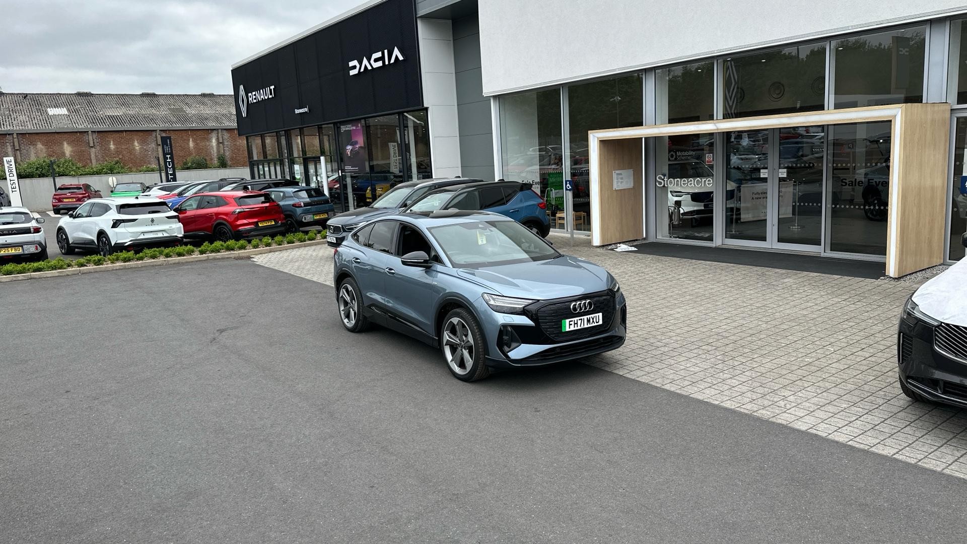 Audi Q4 e-tron Image 47