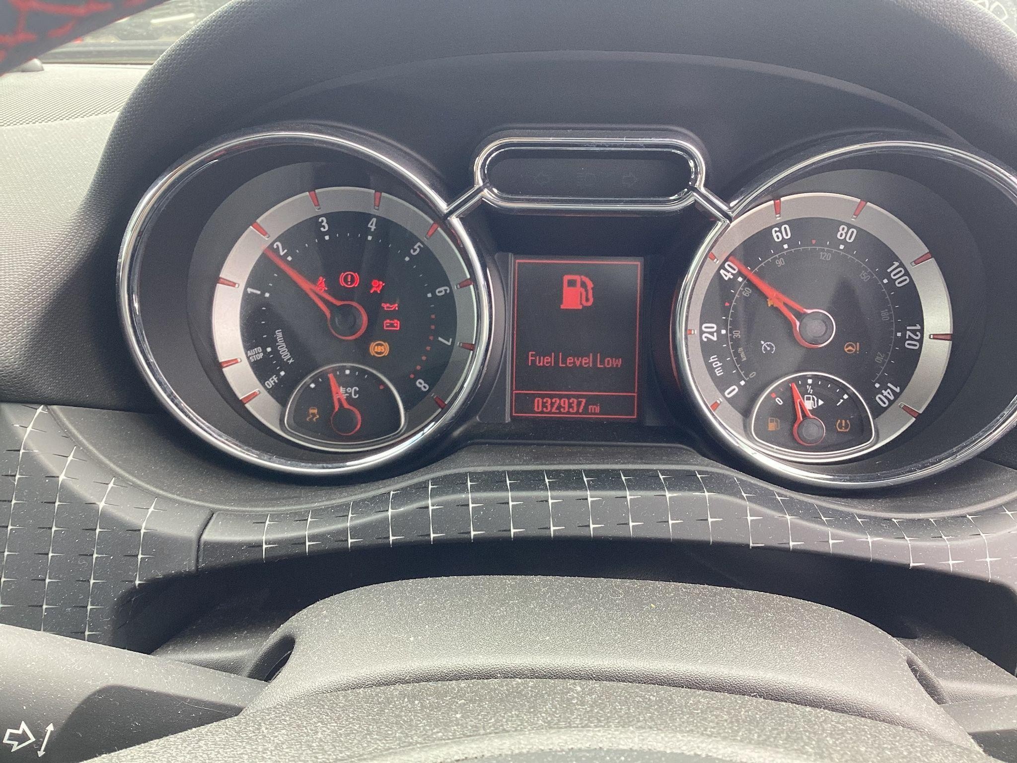 Vauxhall Adam Image 22