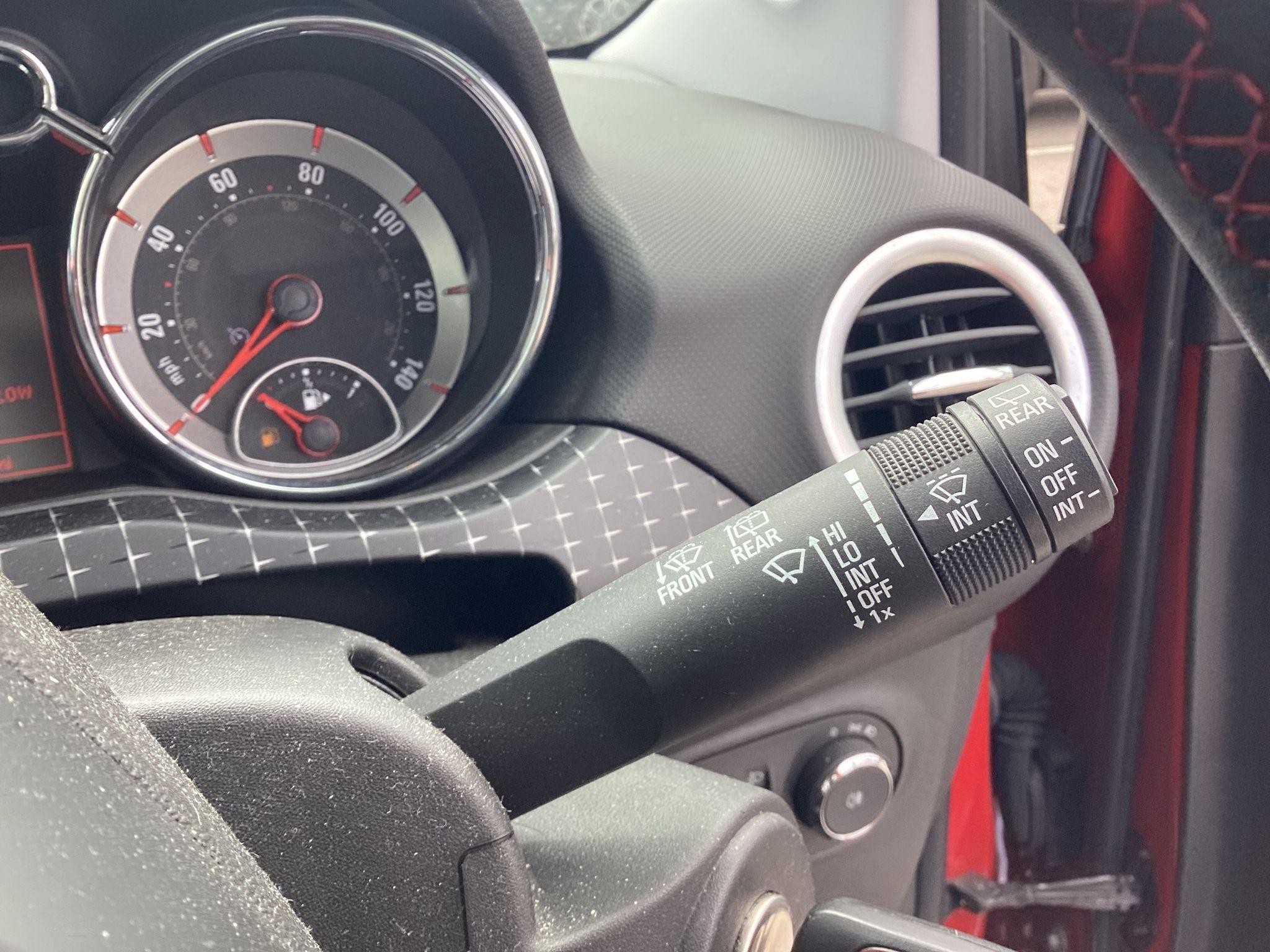 Vauxhall Adam Image 27