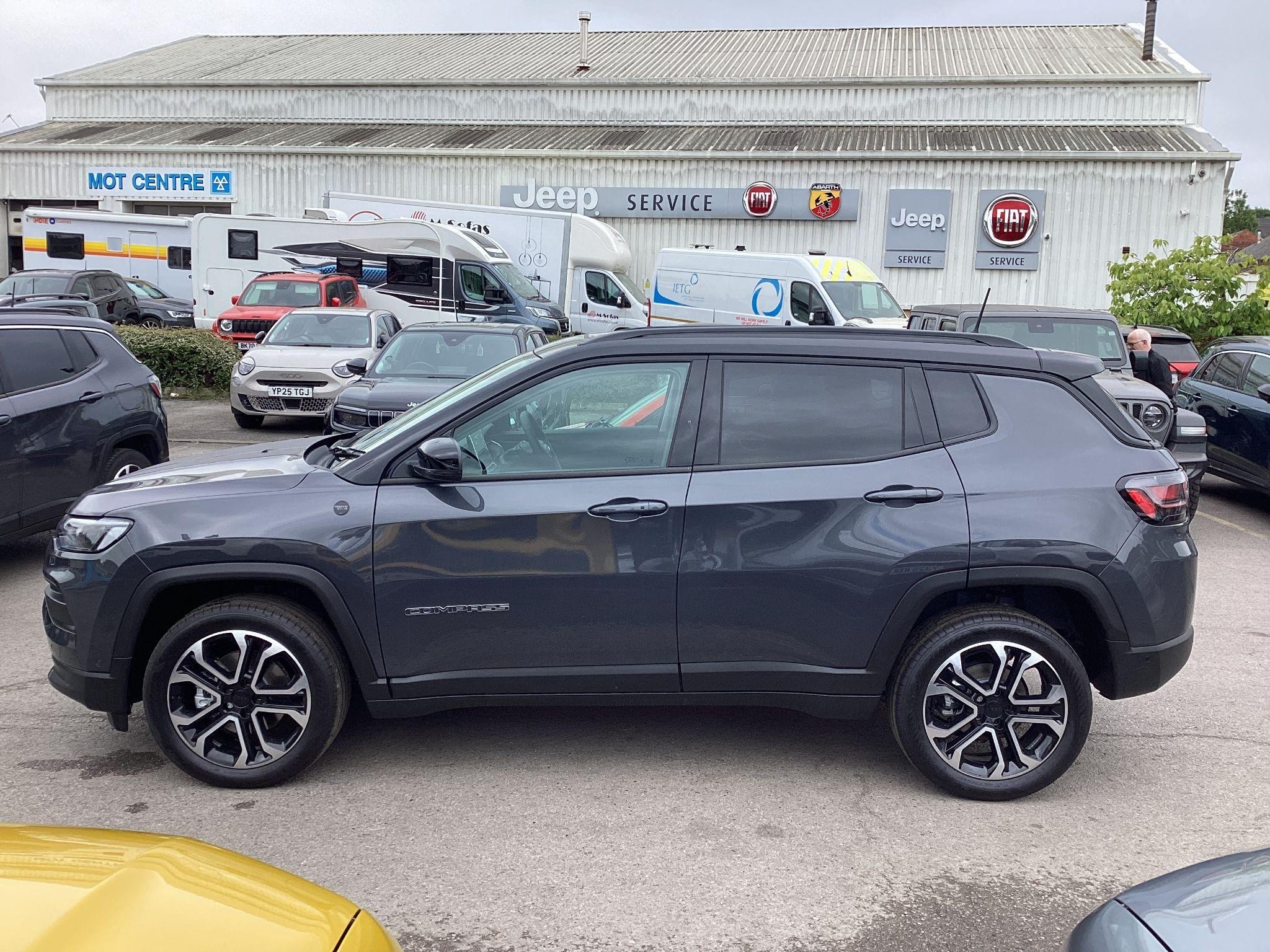 Jeep Compass Image 6