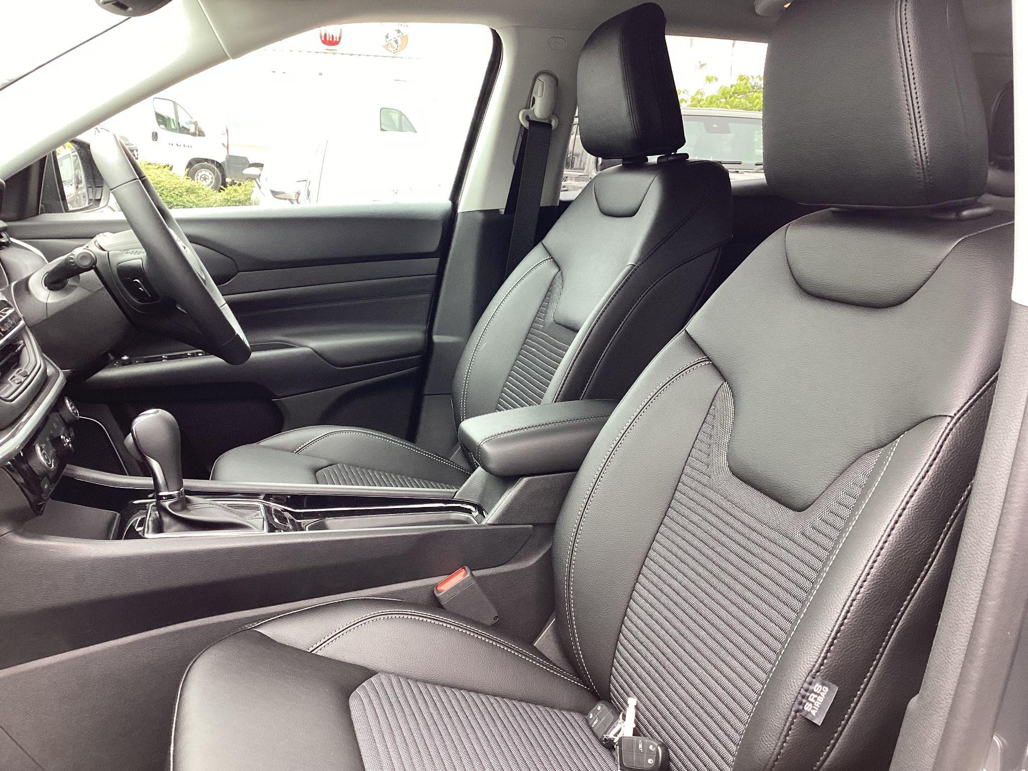 Jeep Compass Image 17