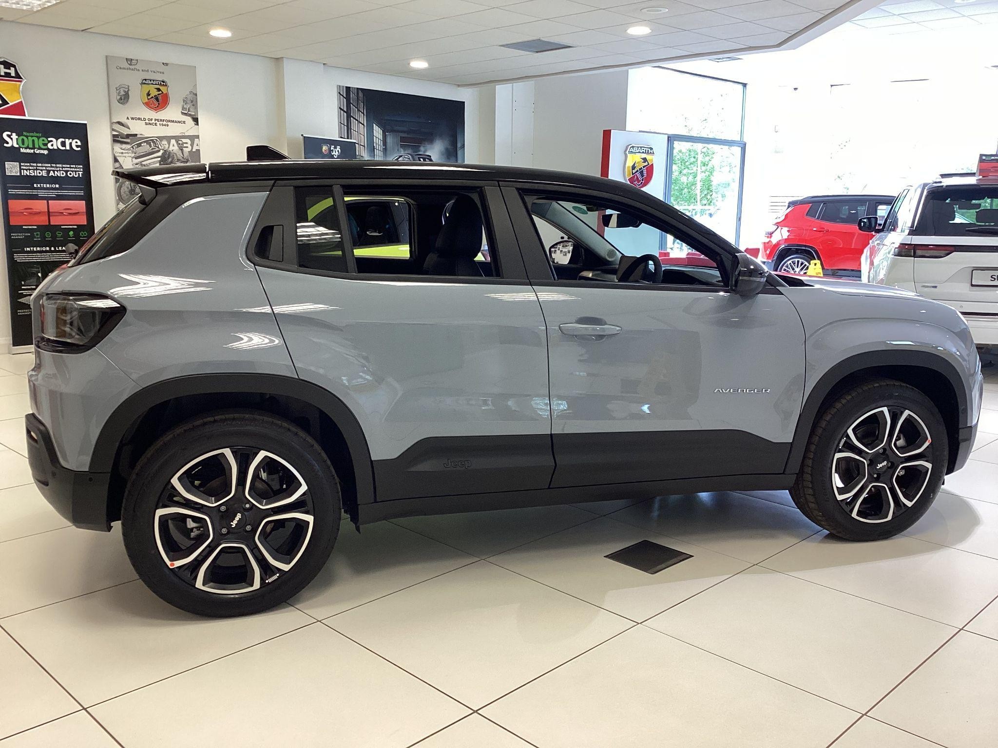 Jeep Avenger Image 8