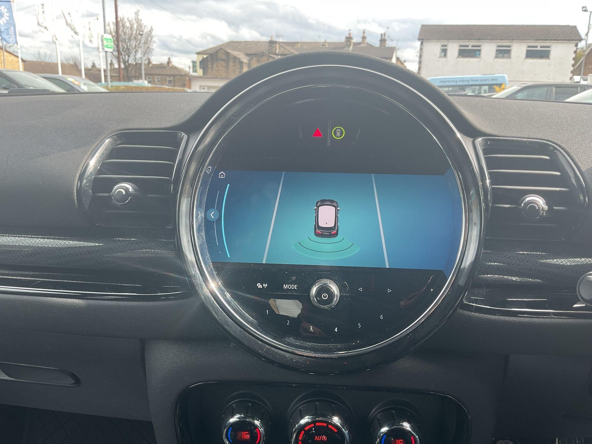 MINI Clubman Image 24