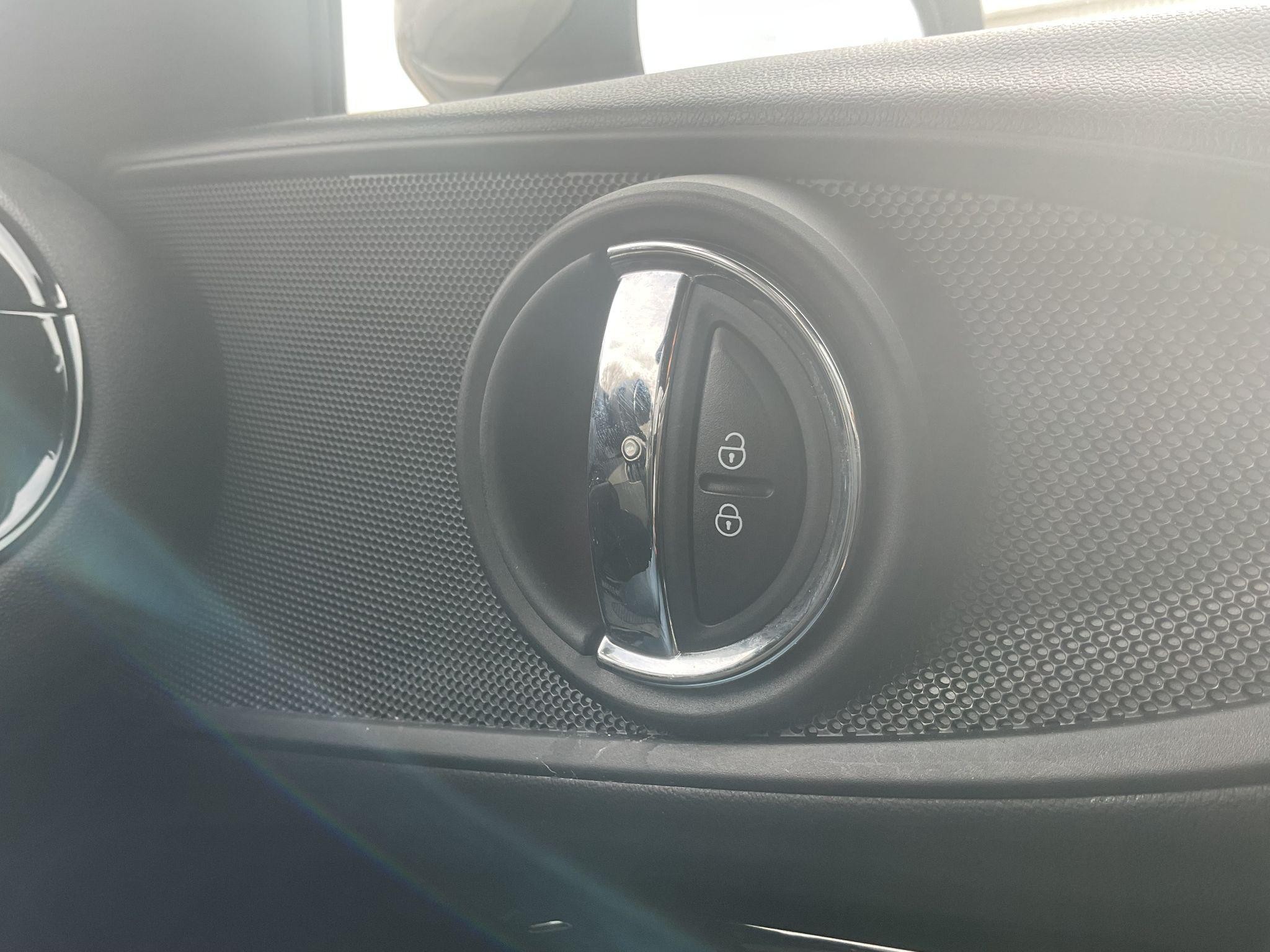 MINI Clubman Image 31