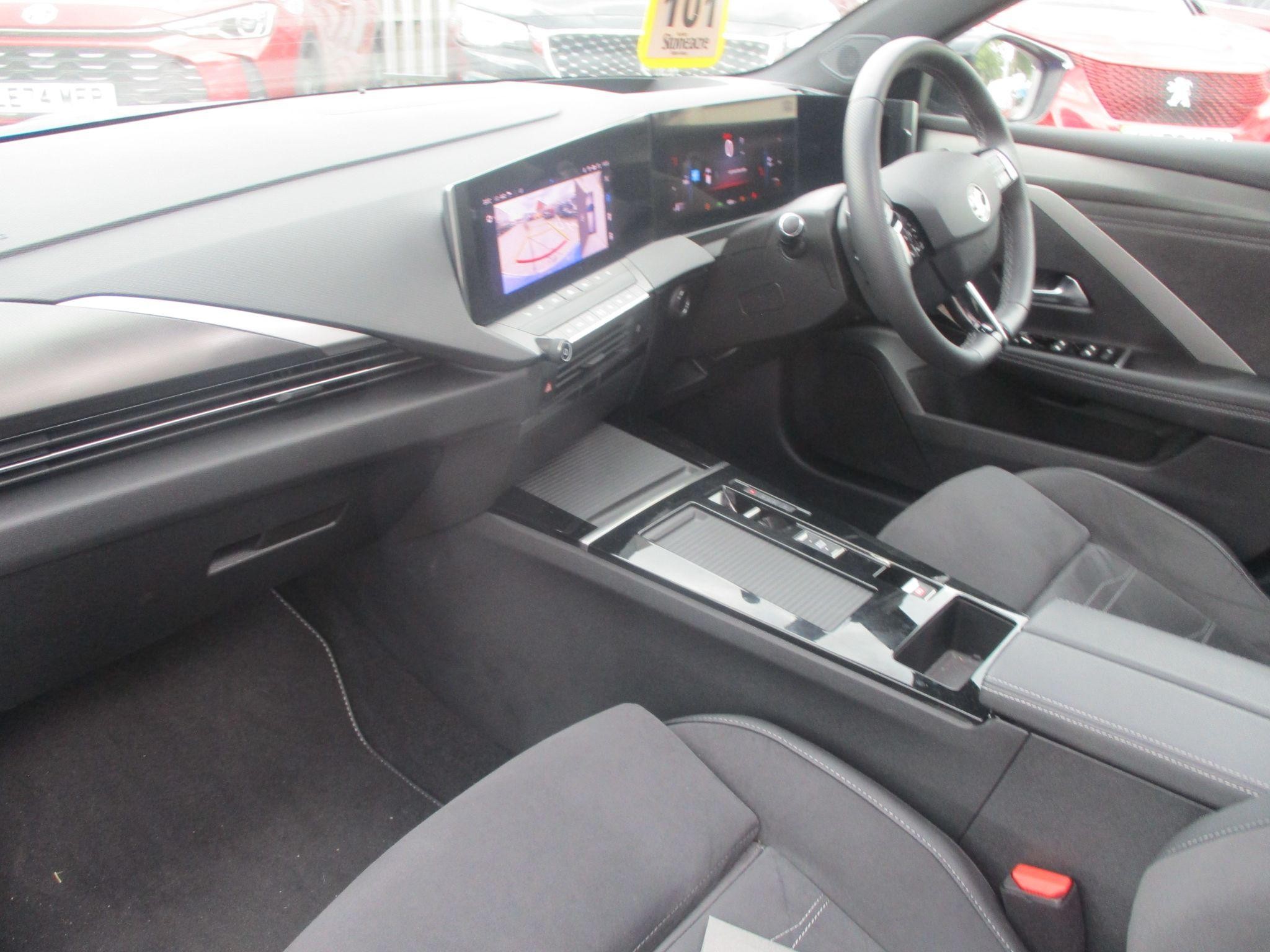 Vauxhall Astra Image 10