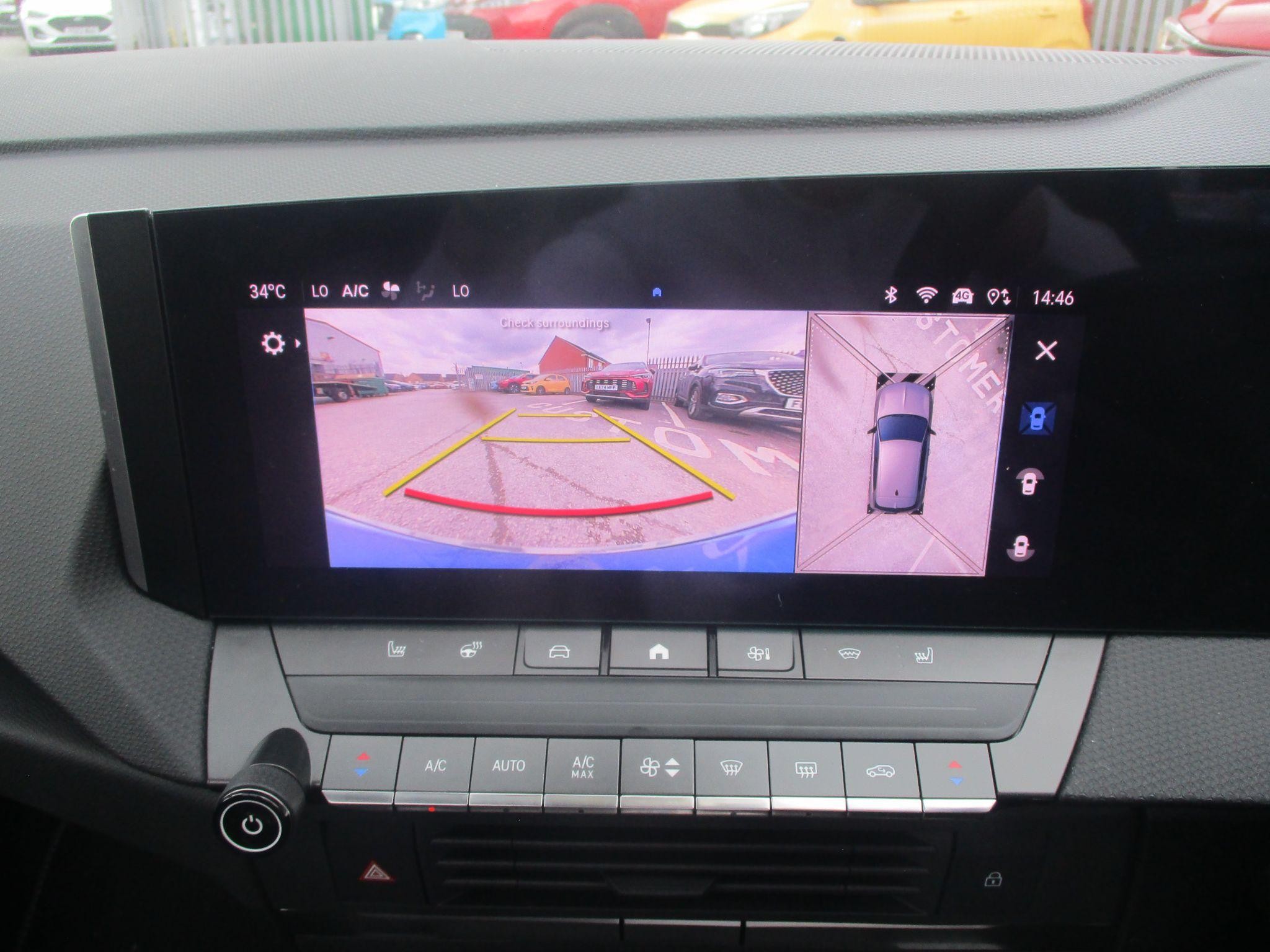 Vauxhall Astra Image 20