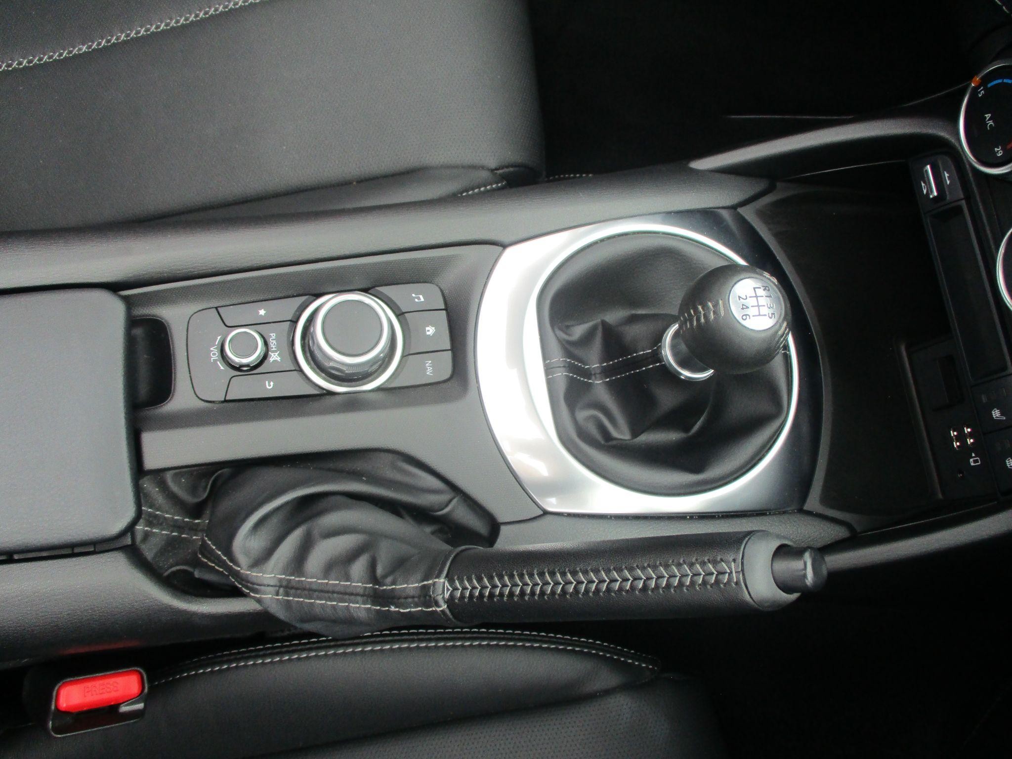 Mazda MX-5 RF Image 11