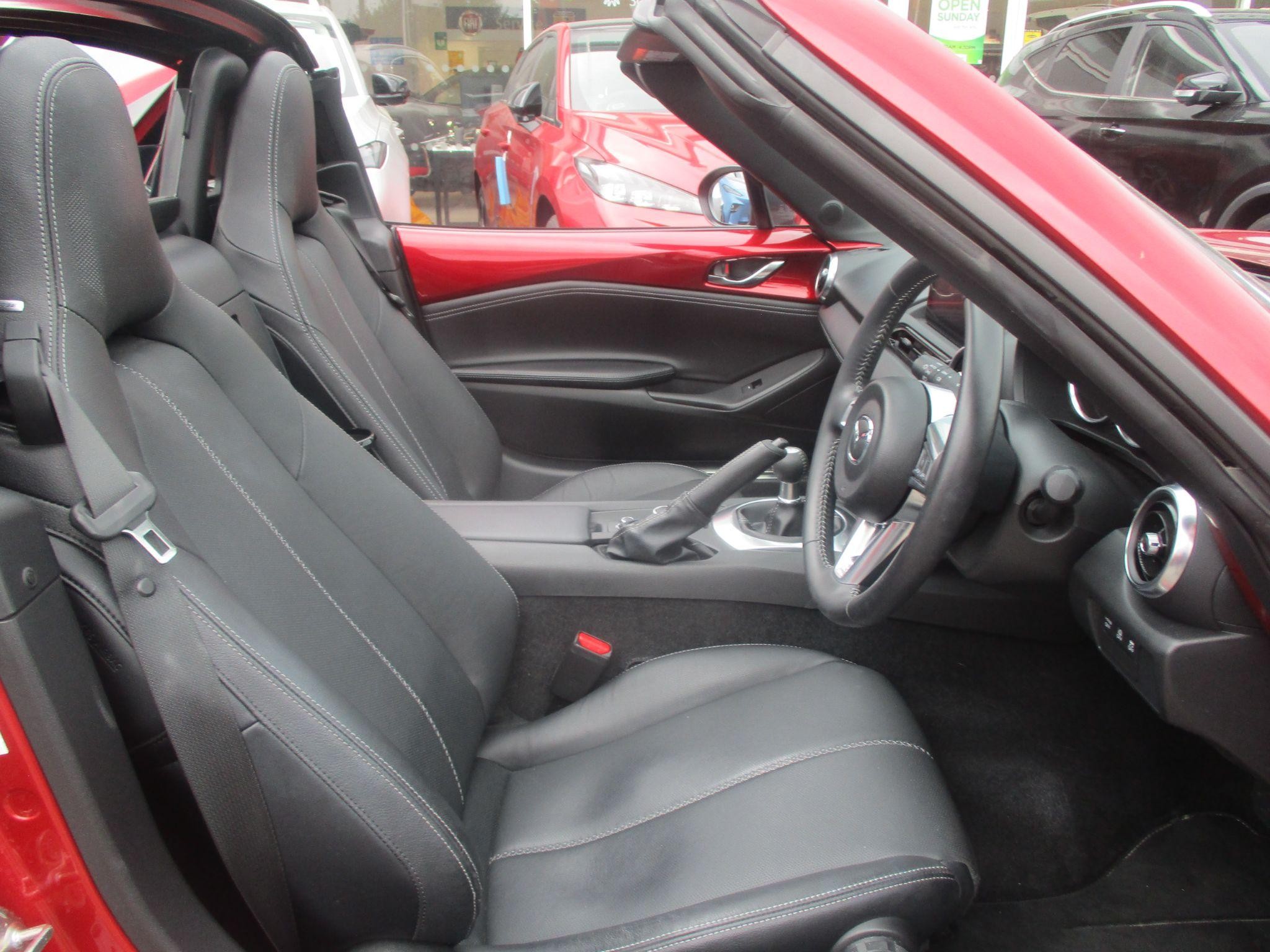 Mazda MX-5 RF Image 13