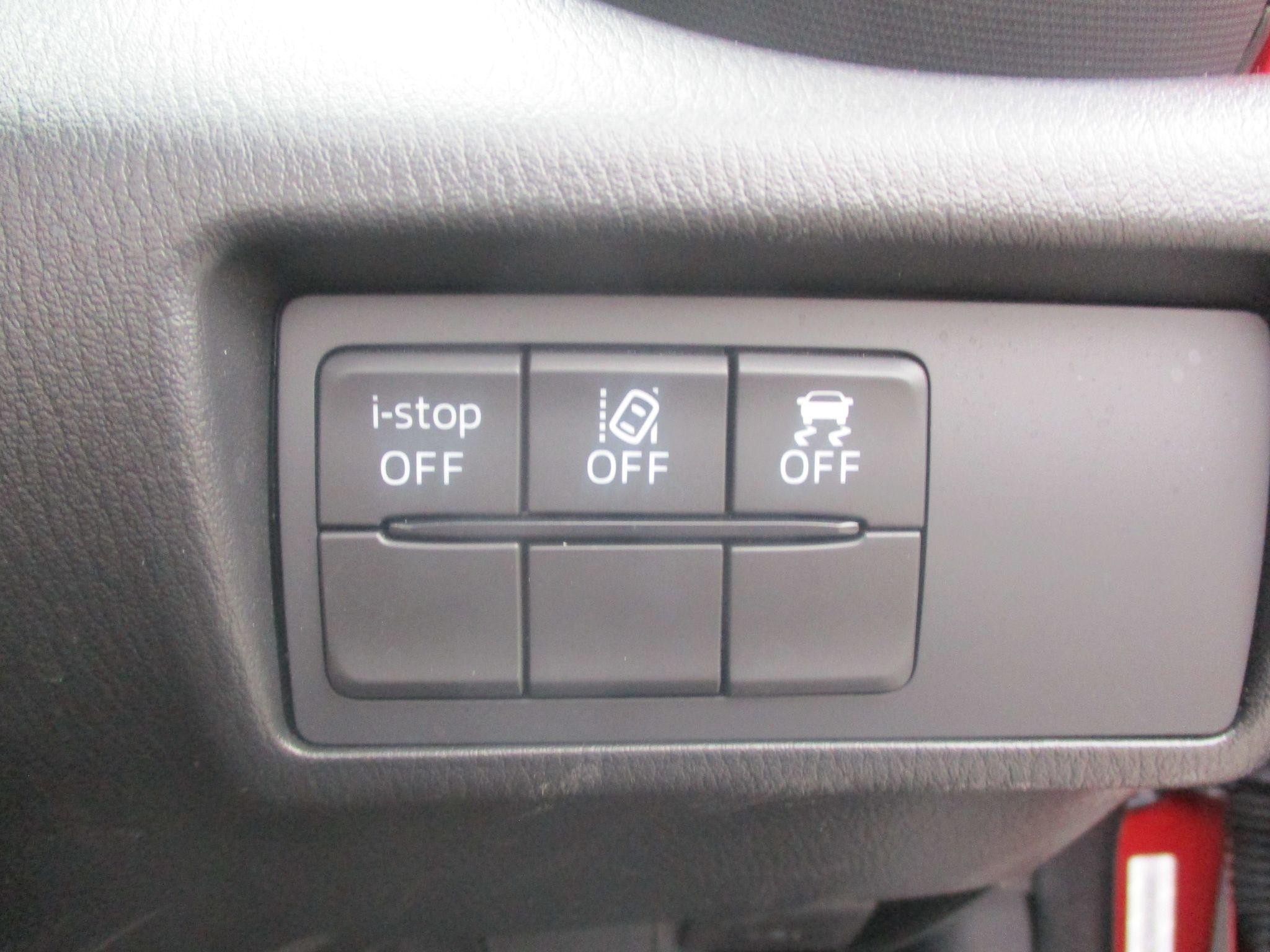 Mazda MX-5 RF Image 23