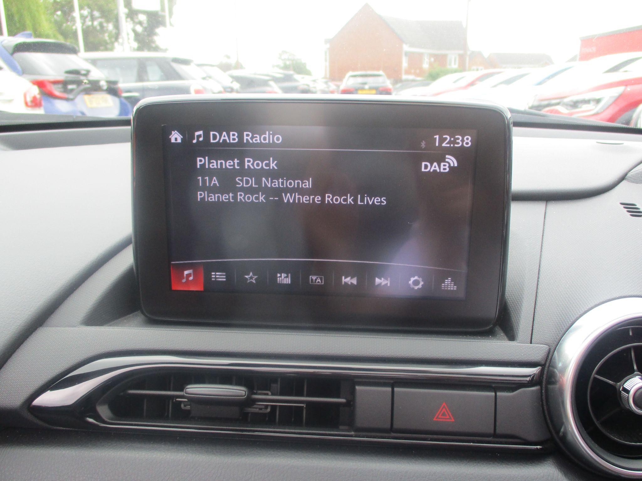 Mazda MX-5 RF Image 35