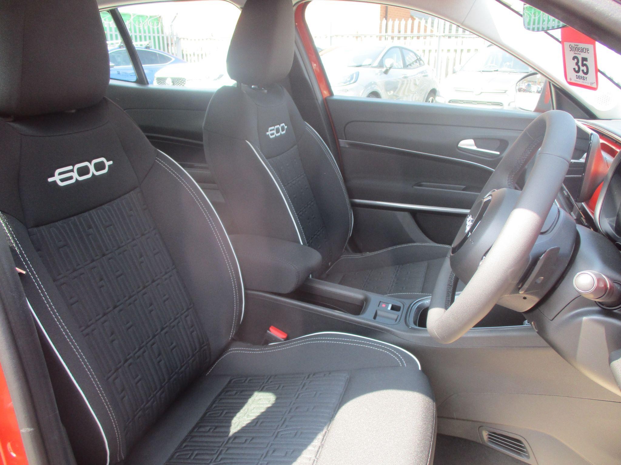 Fiat 600 Image 10