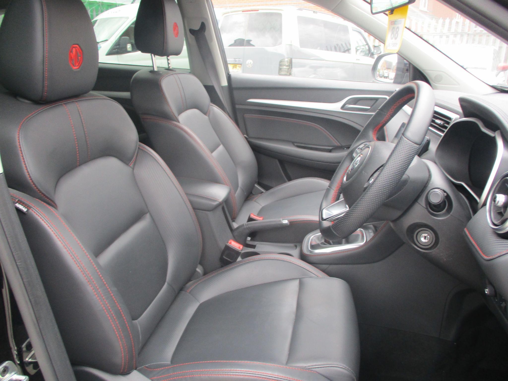 MG ZS Image 9