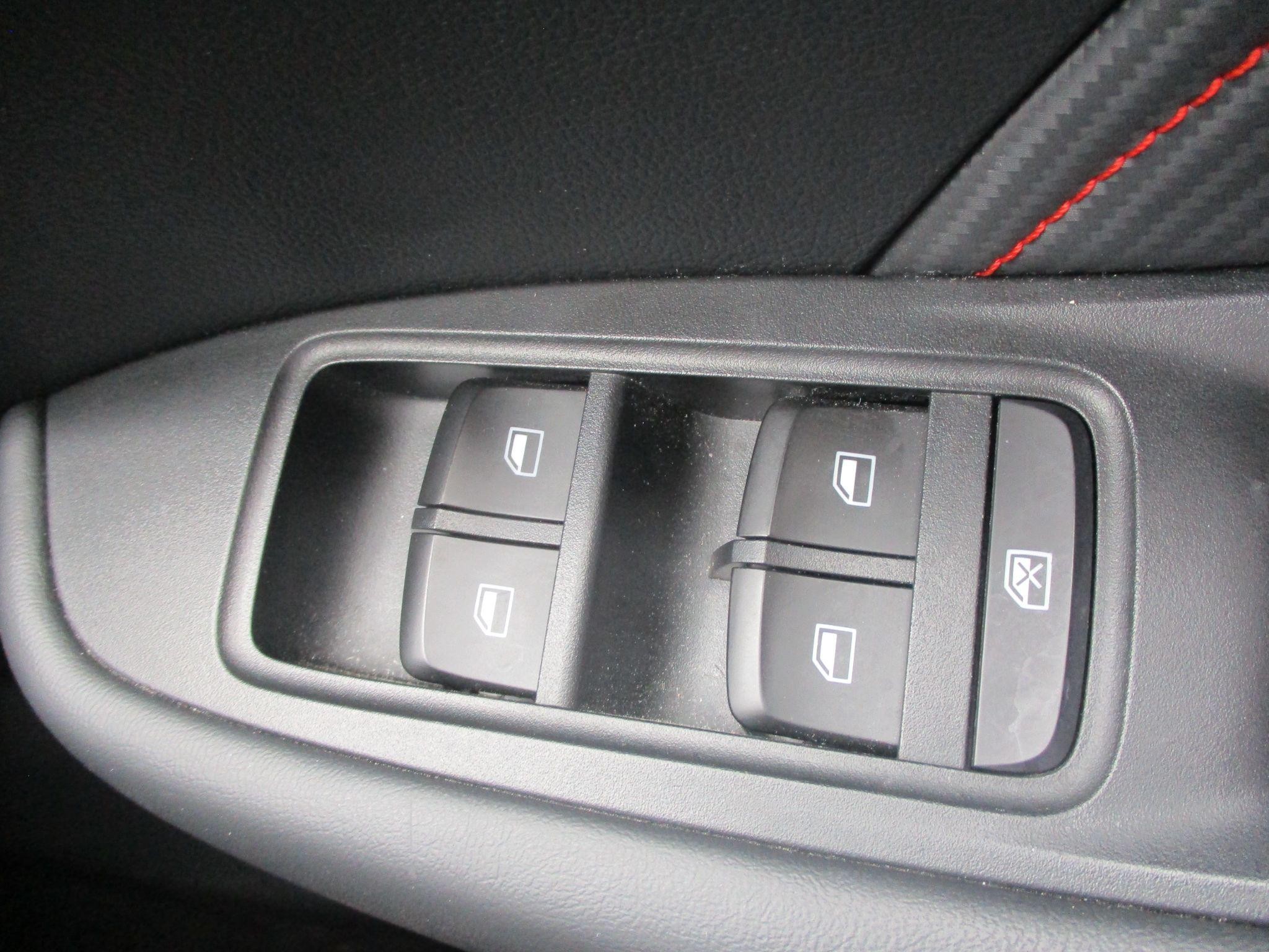 MG ZS Image 16